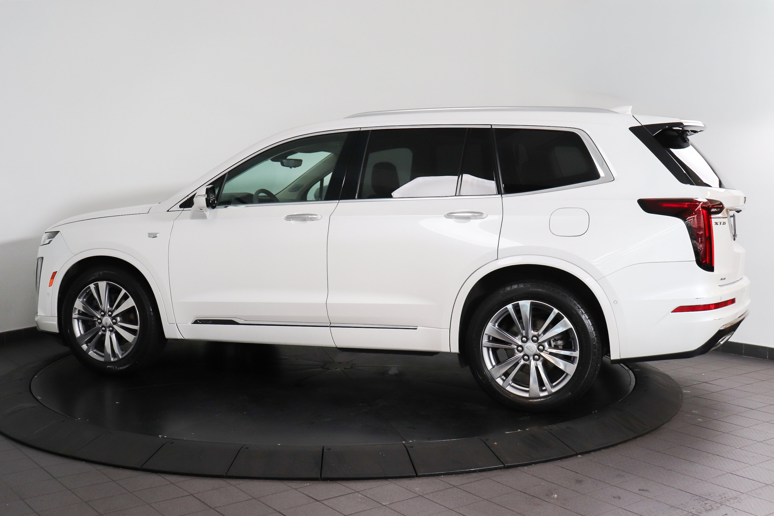 2024 Cadillac XT6 3