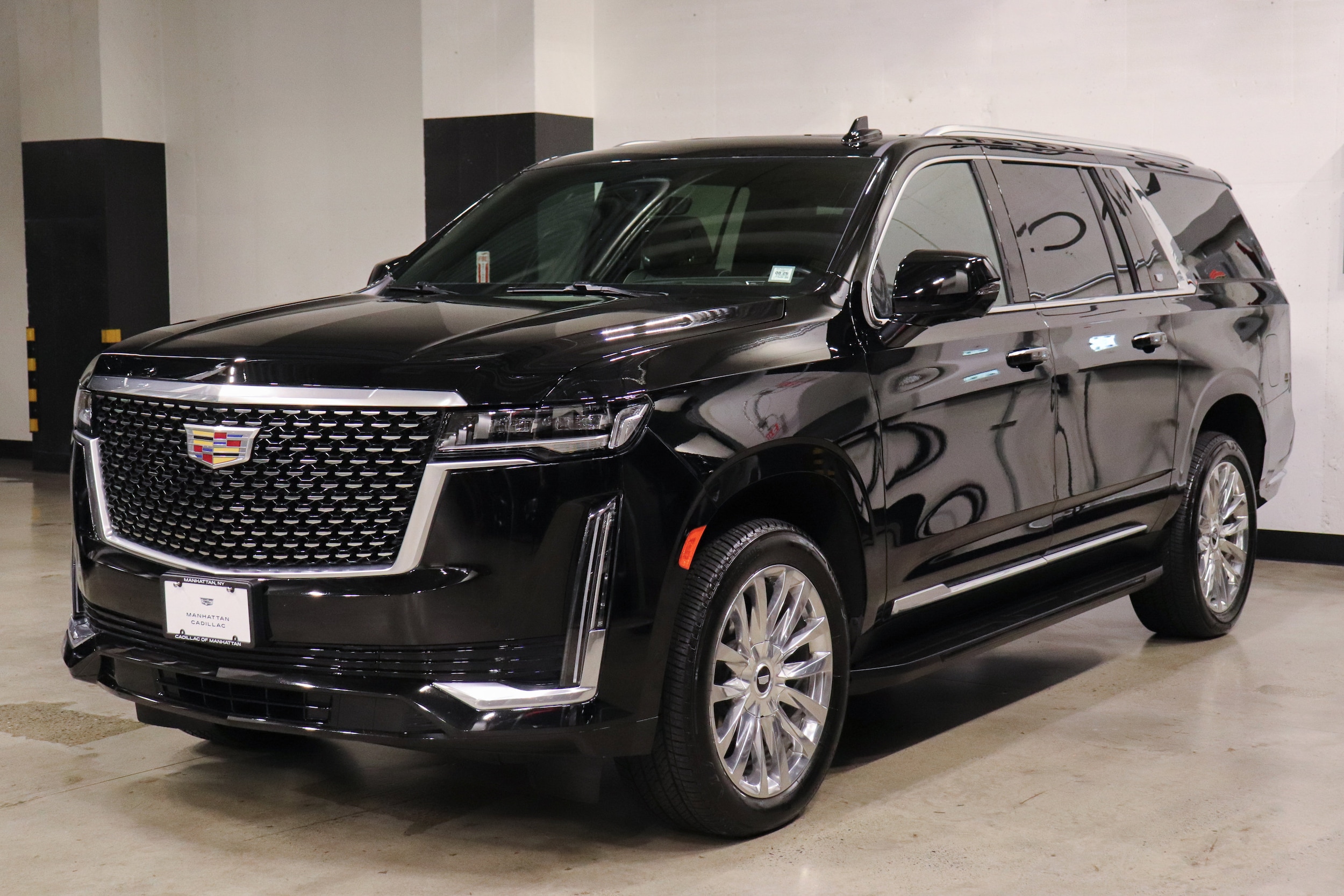 2022 Cadillac Escalade ESV Premium Luxury's photo