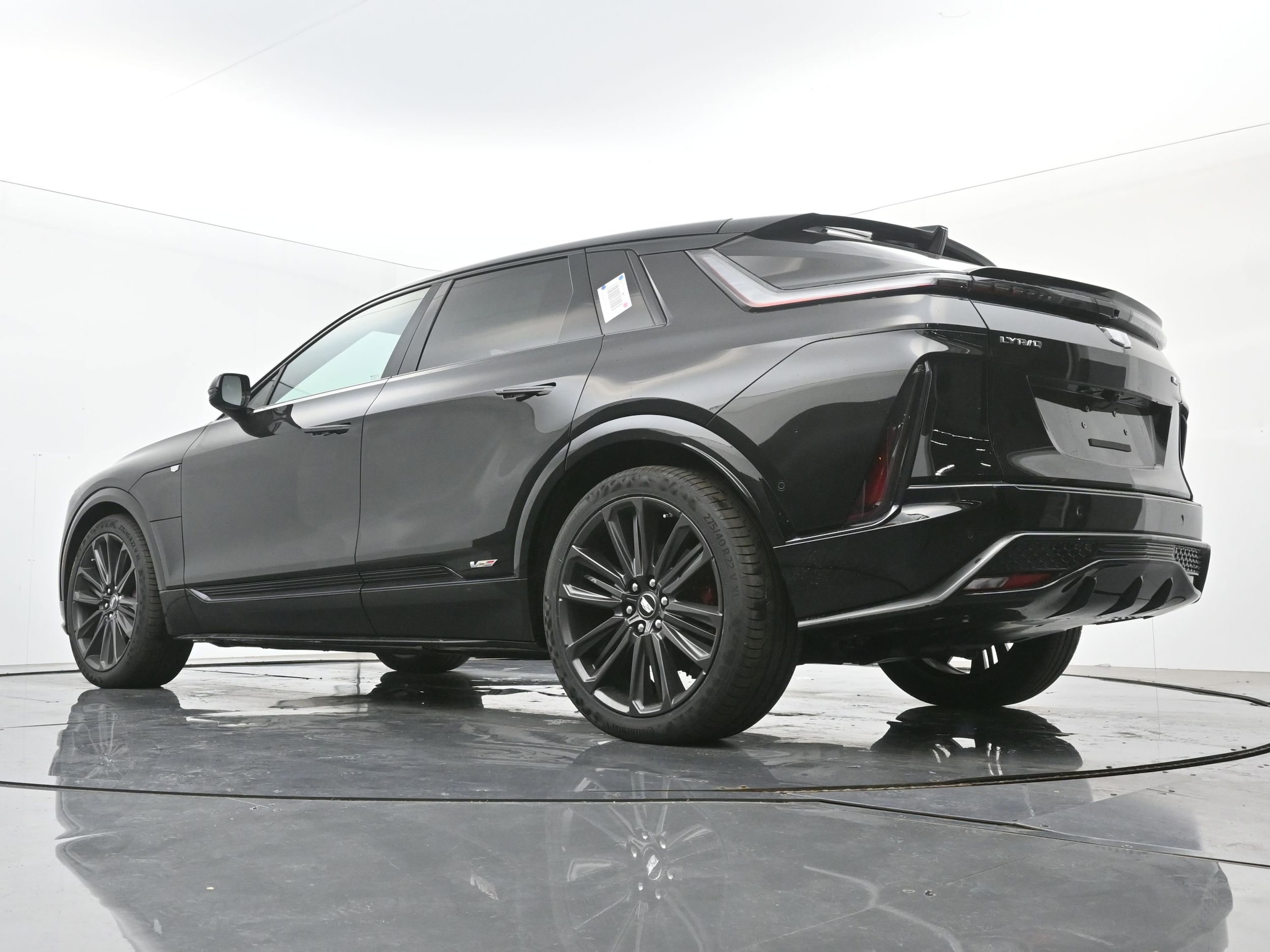 2026 Cadillac LYRIQ V Premium - Photo 17