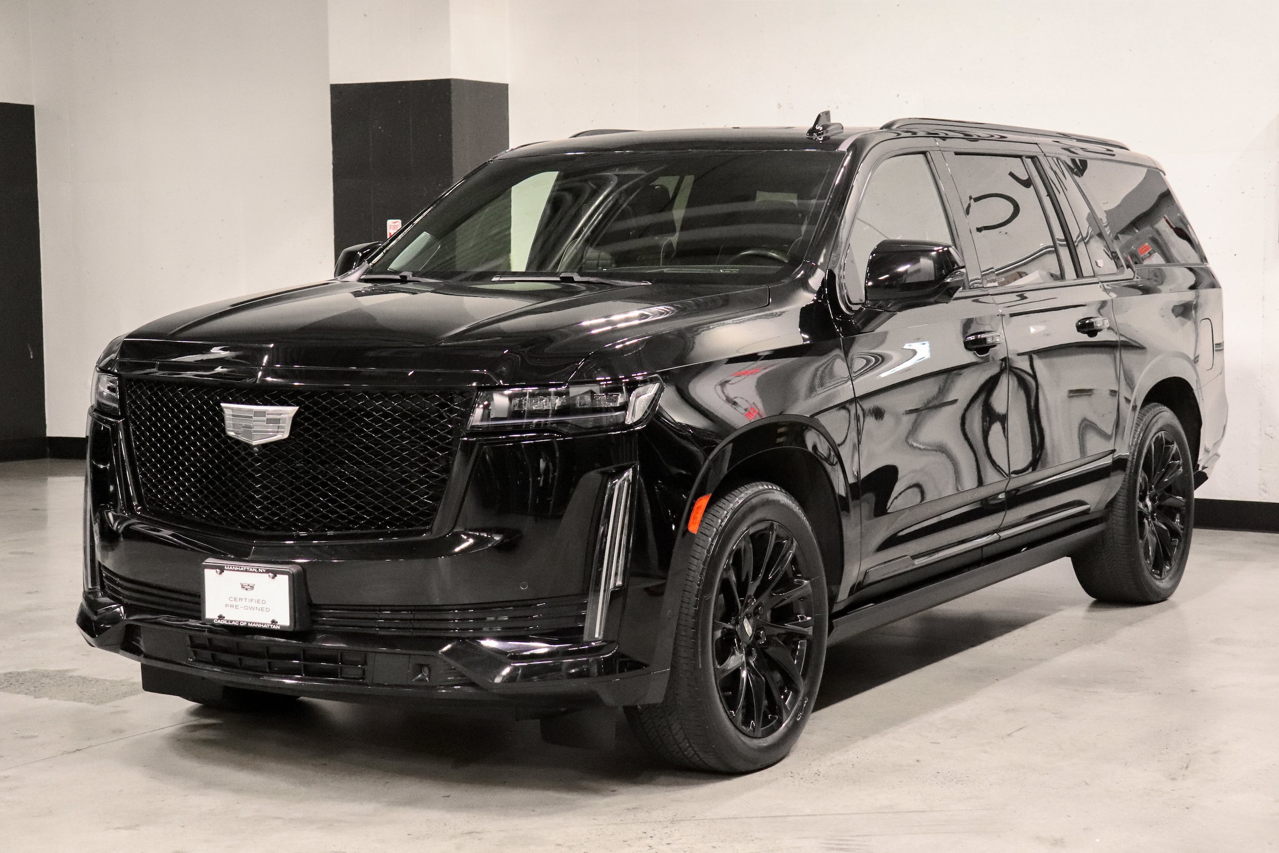 2023 Cadillac Escalade ESV