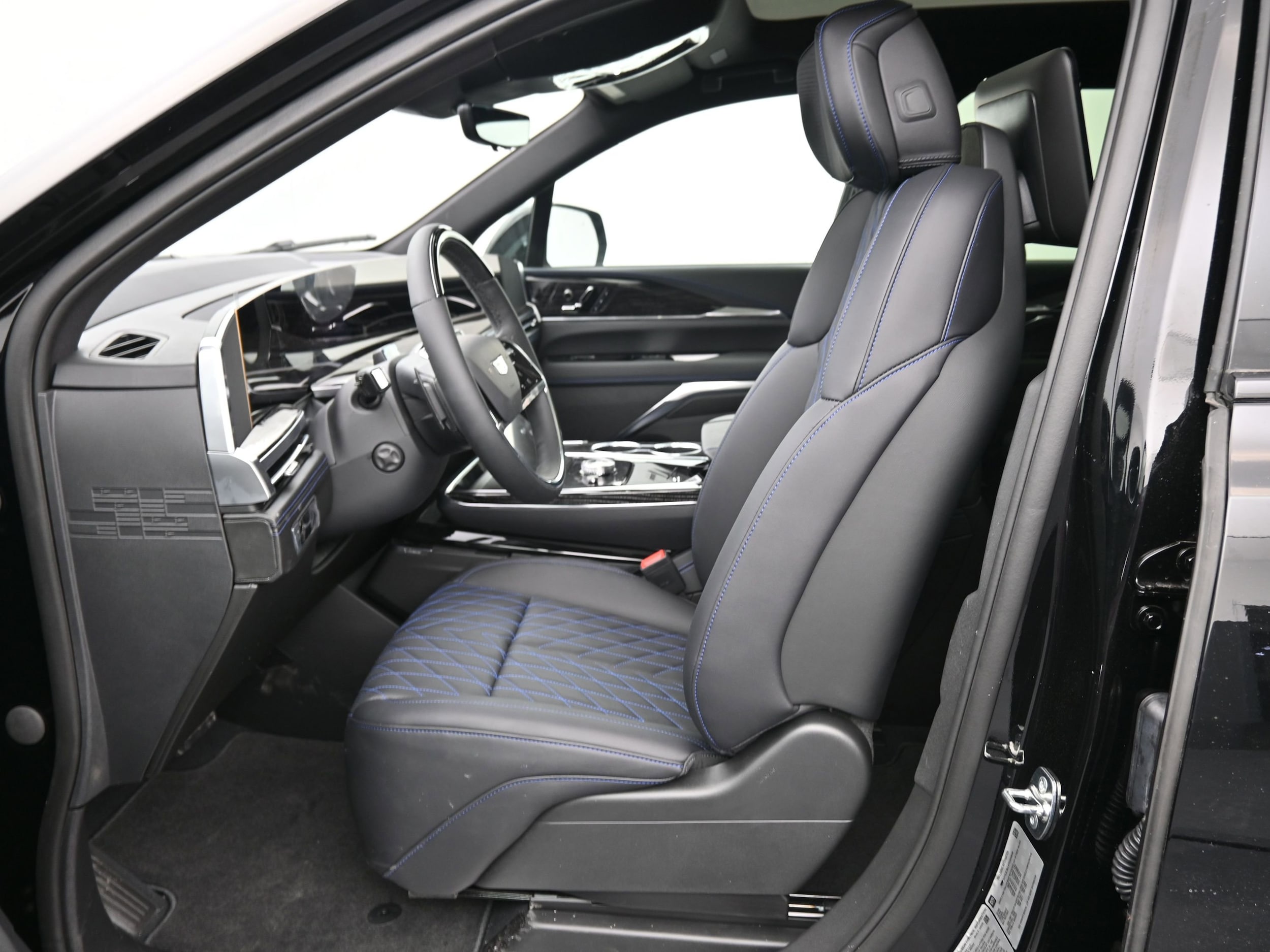 2026 Cadillac Escalade IQL Luxury - Photo 11