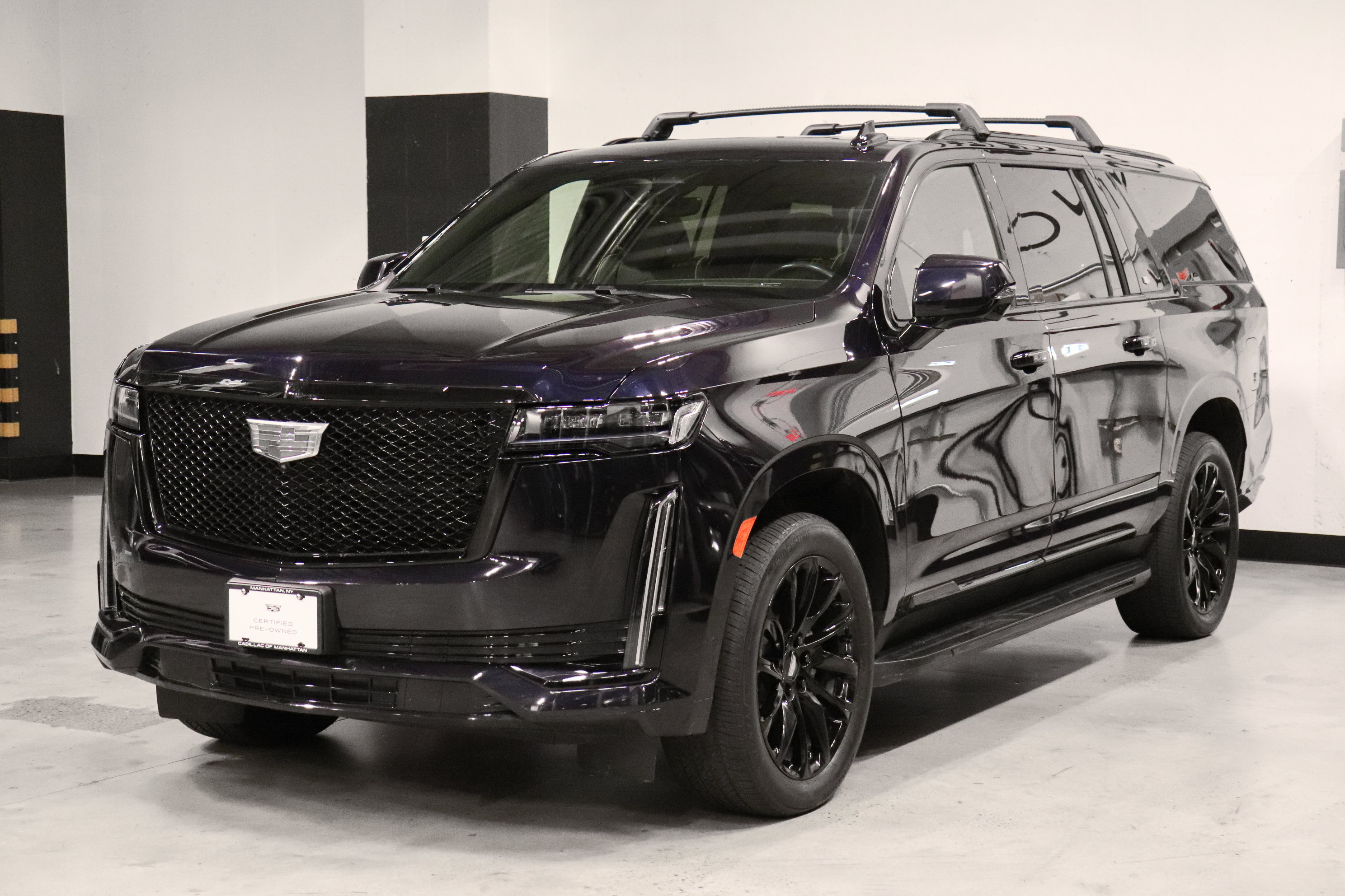 2023 Cadillac Escalade ESV Sport