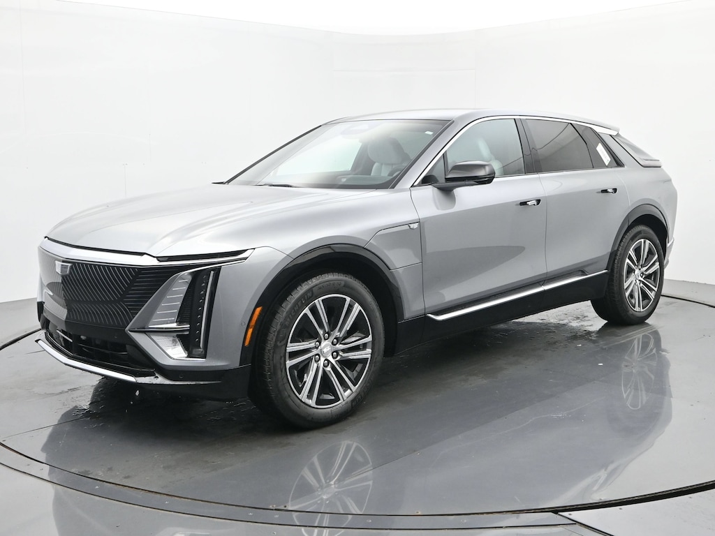 New 2026 CADILLAC LYRIQ Luxury SUV