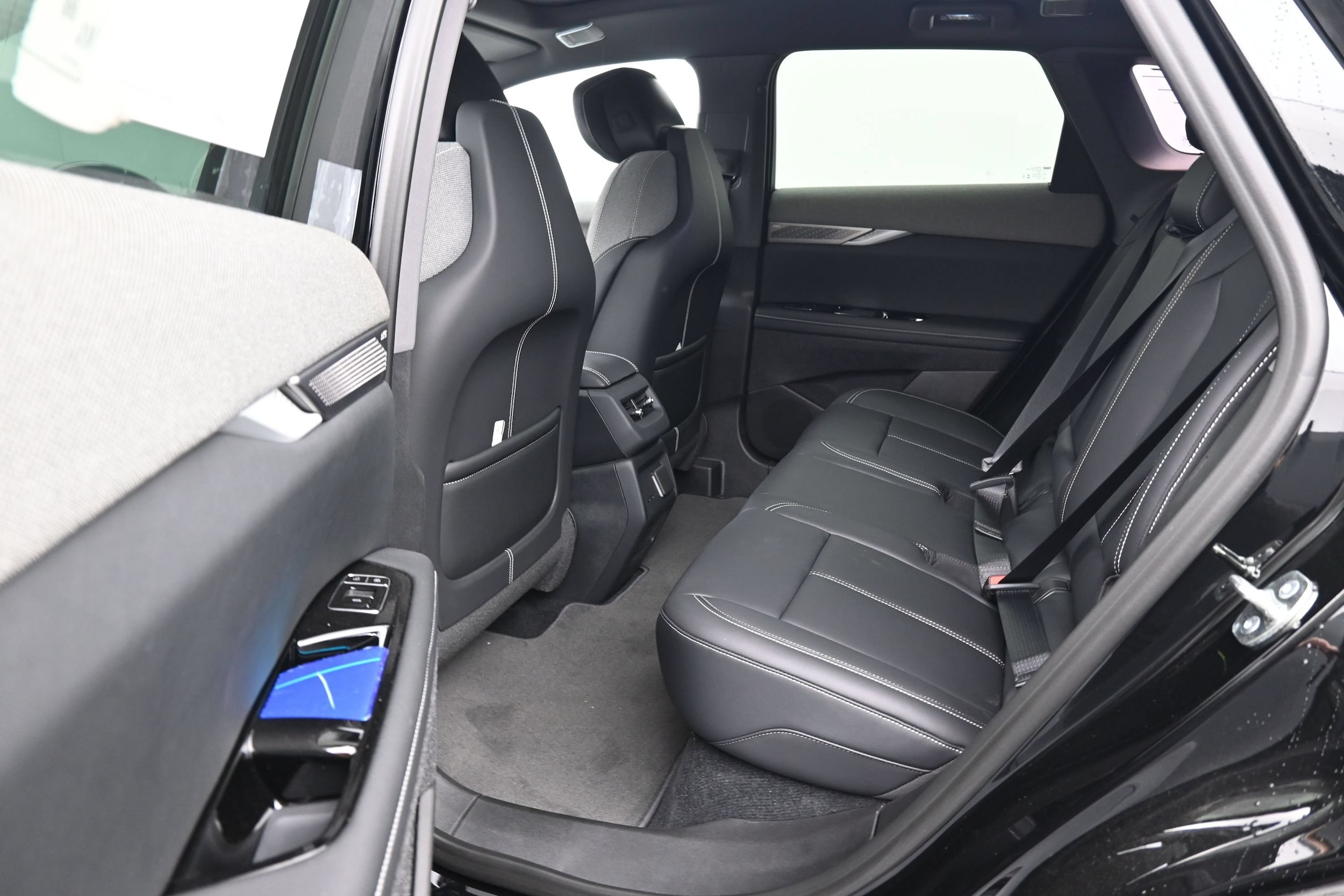 2026 Cadillac OPTIQ Sport - Photo 10
