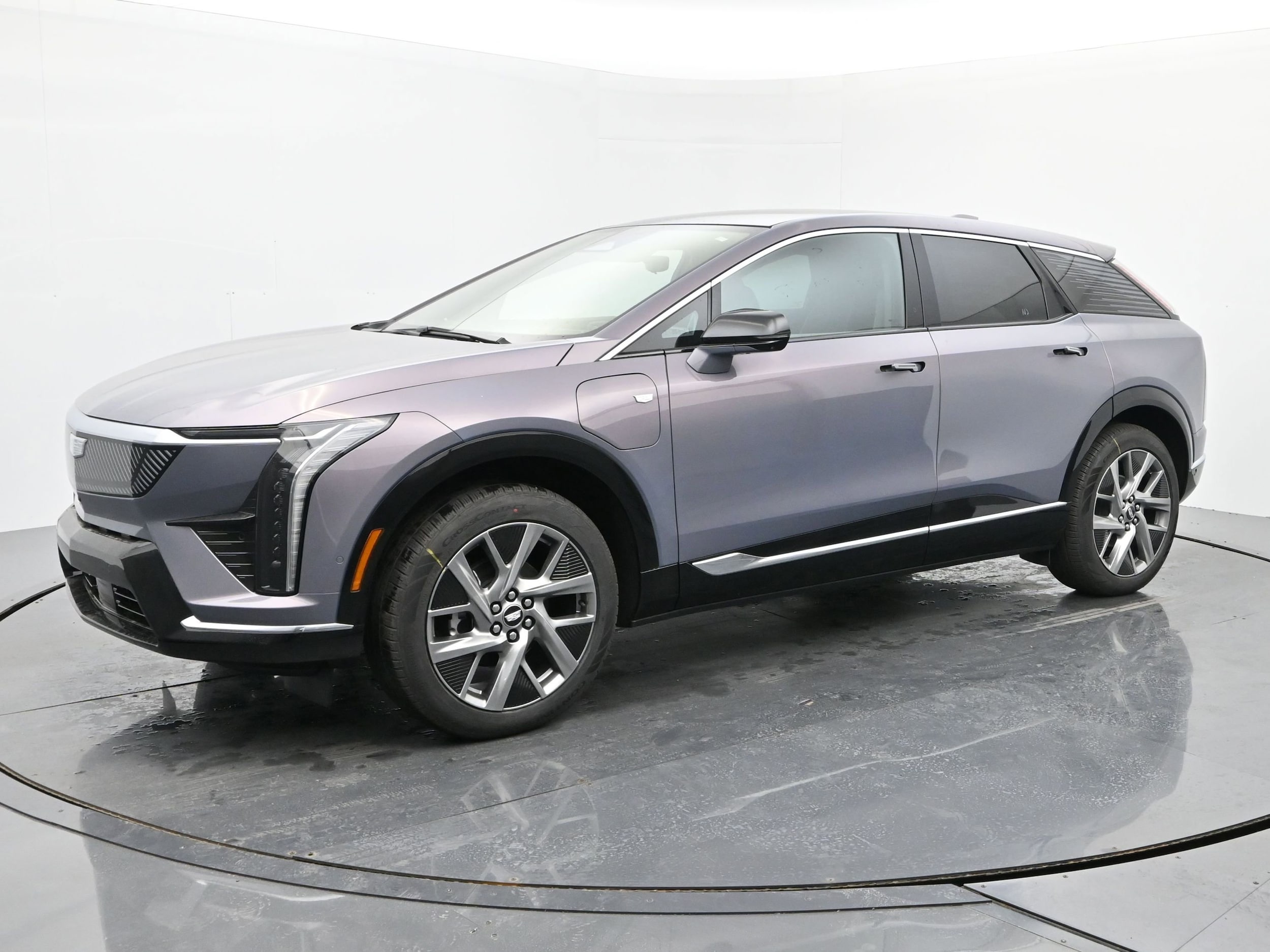 2026 Cadillac OPTIQ Luxury's photo