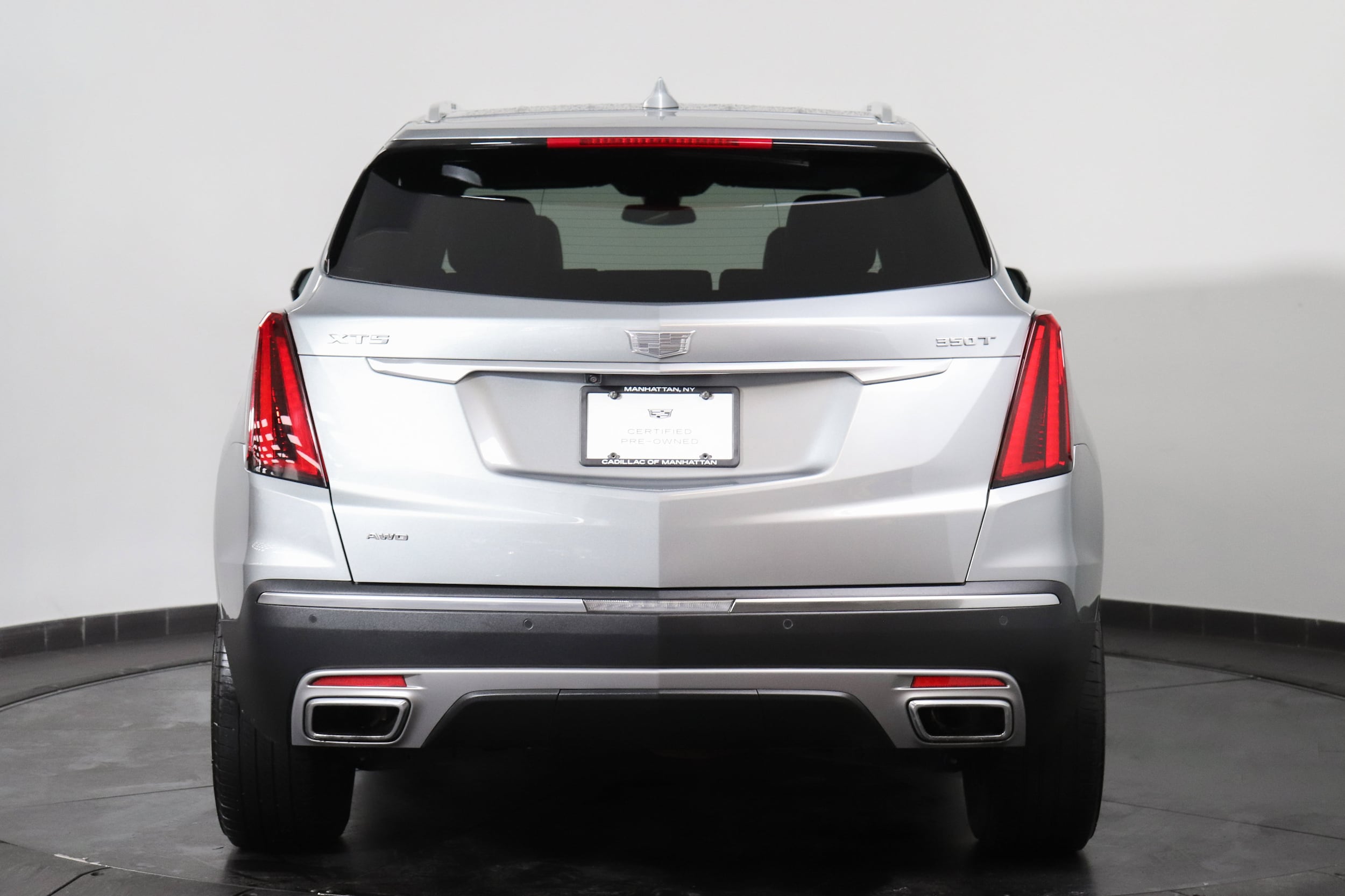 2023 Cadillac XT5 4