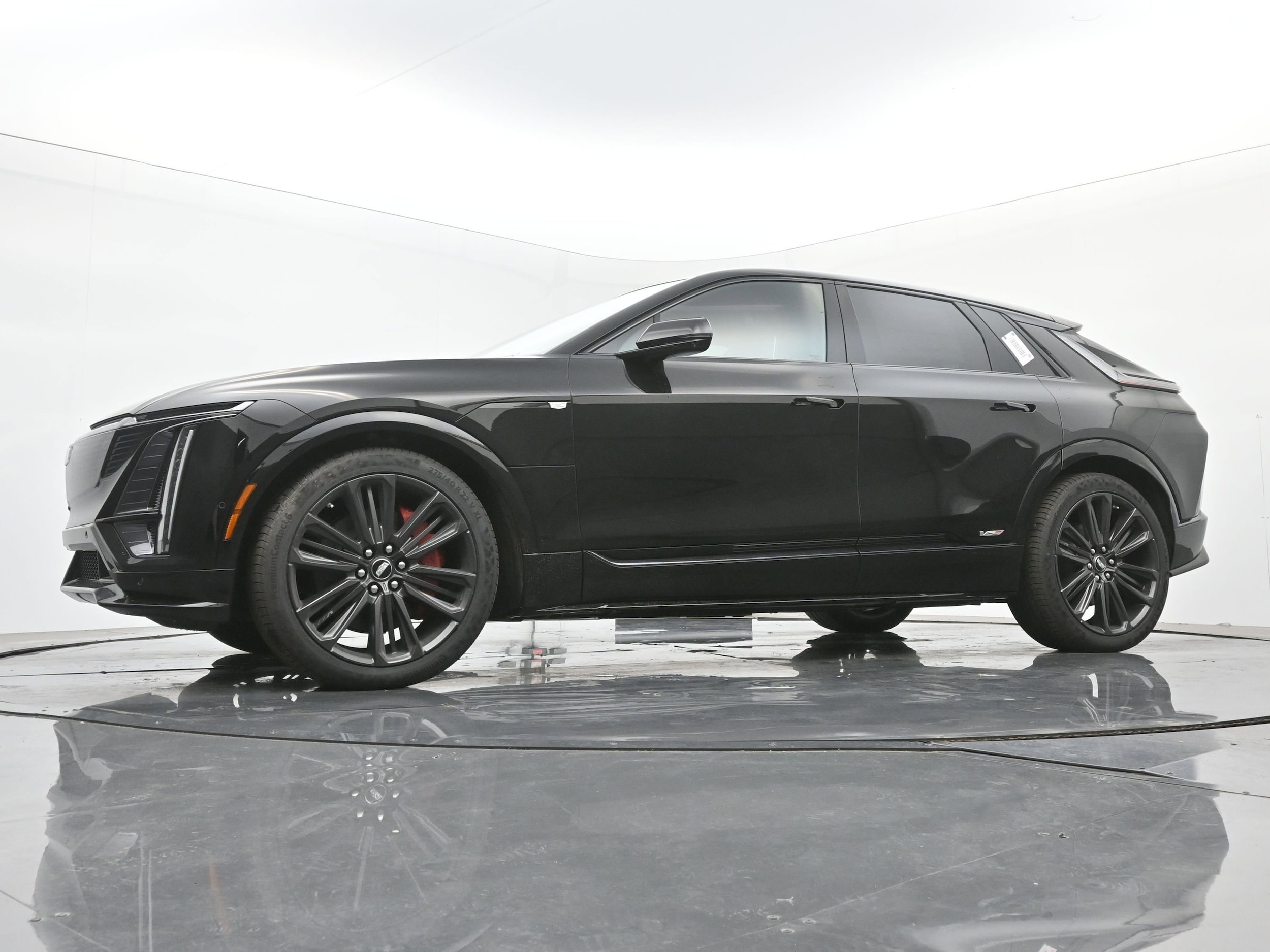 2026 Cadillac LYRIQ V Premium - Photo 16