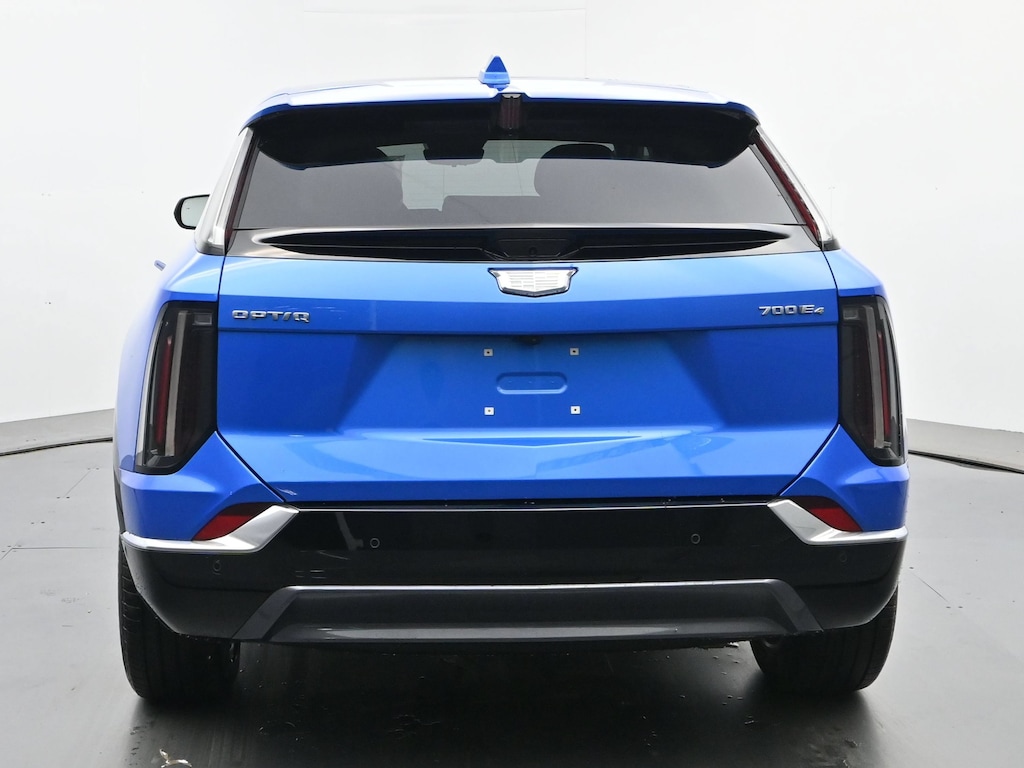 New 2026 CADILLAC OPTIQ Luxury SUV