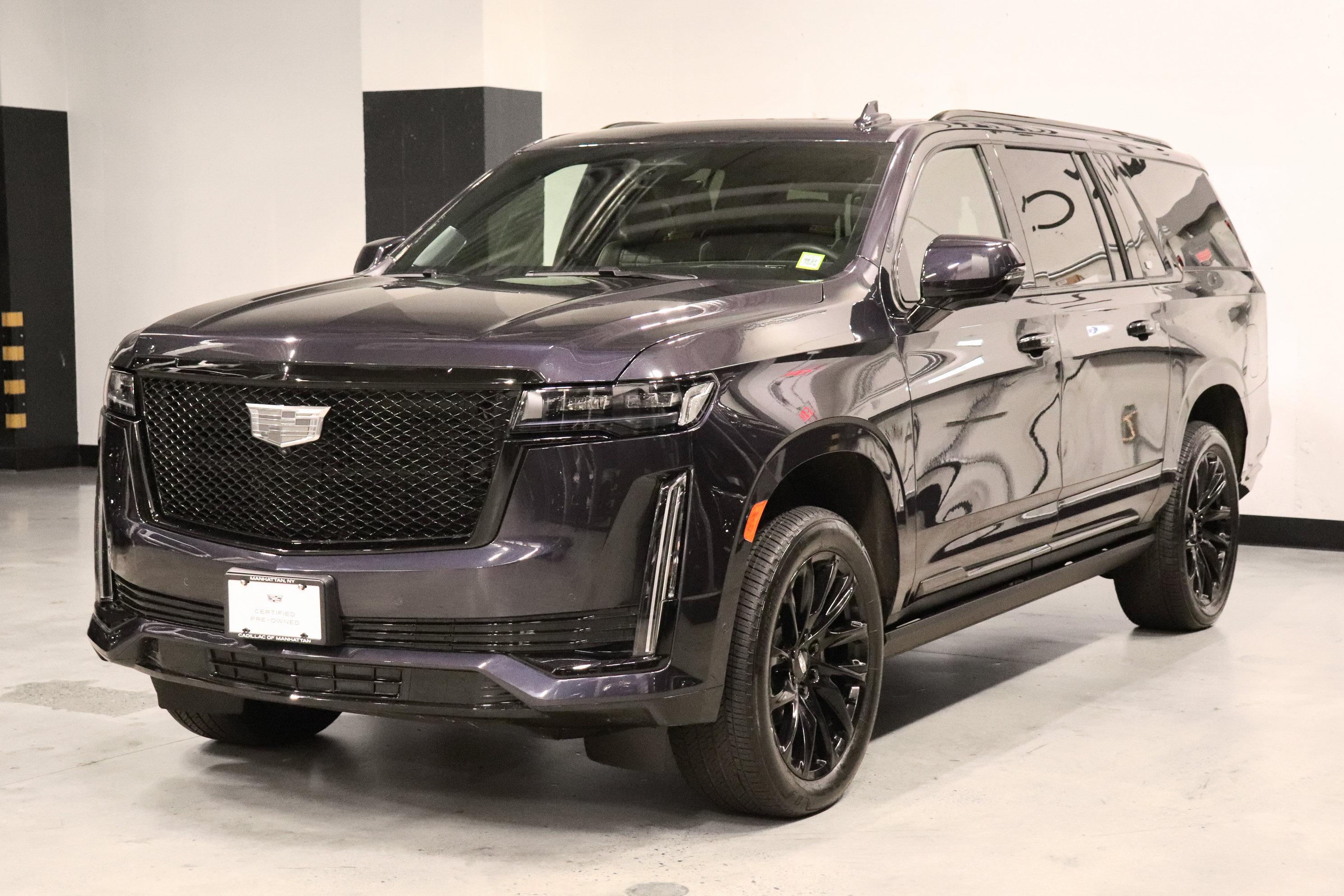  CADILLAC Escalade ESV
