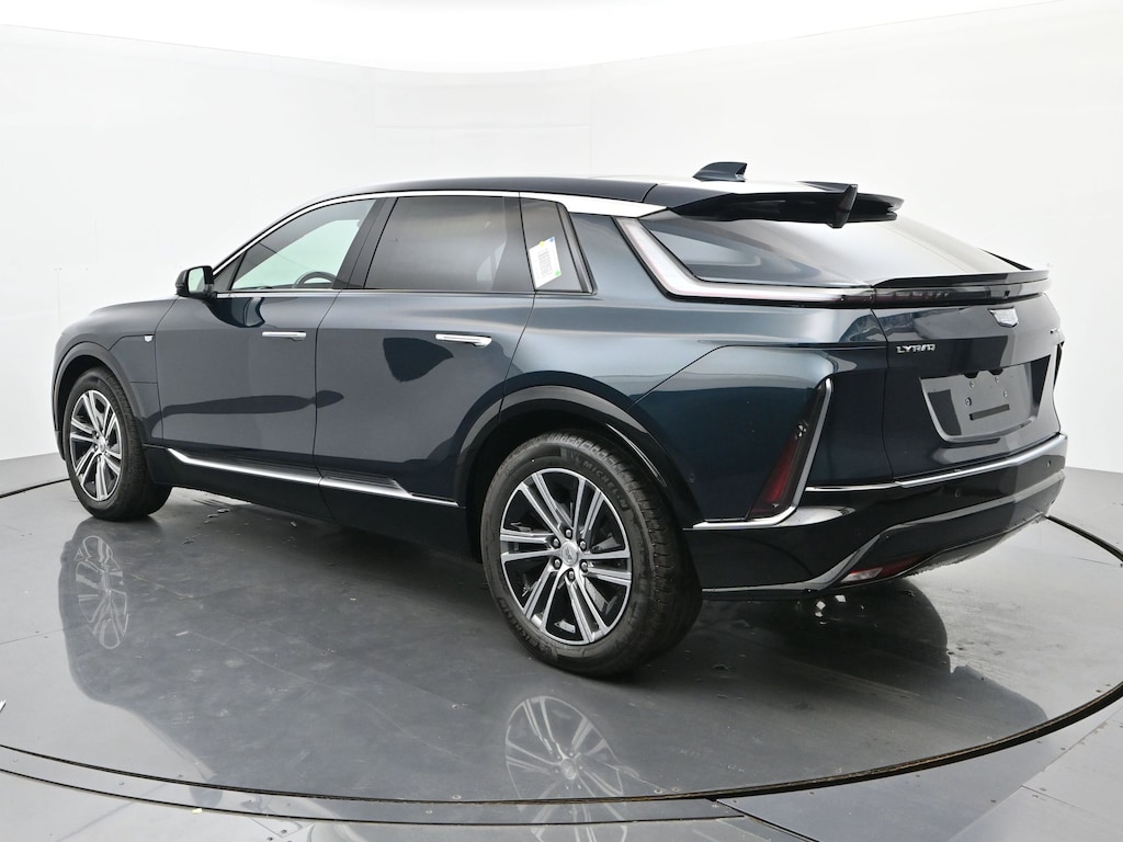 New 2026 CADILLAC LYRIQ Premium Luxury SUV