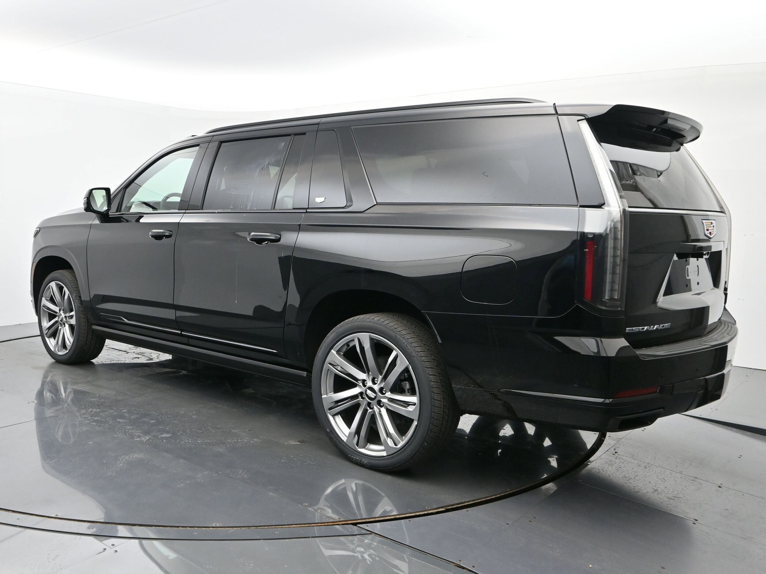 2026 Cadillac Escalade ESV Platinum Sport photo 3