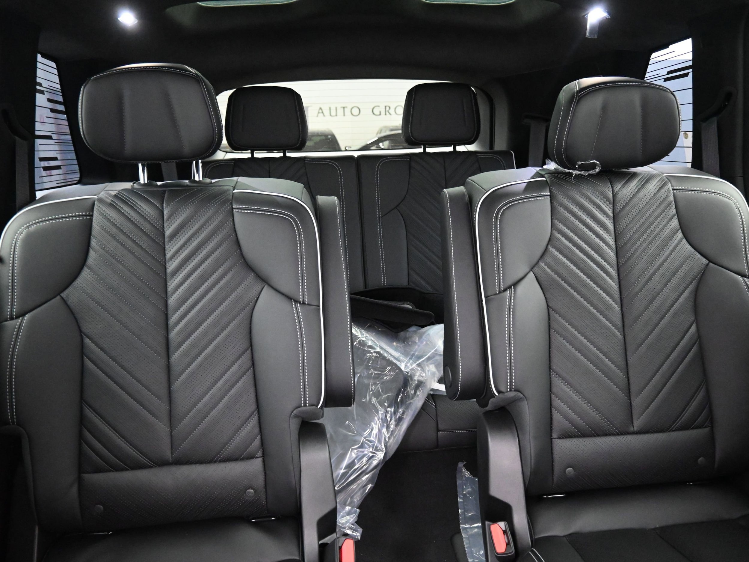 2026 Cadillac VISTIQ Platinum Sport - Photo 14