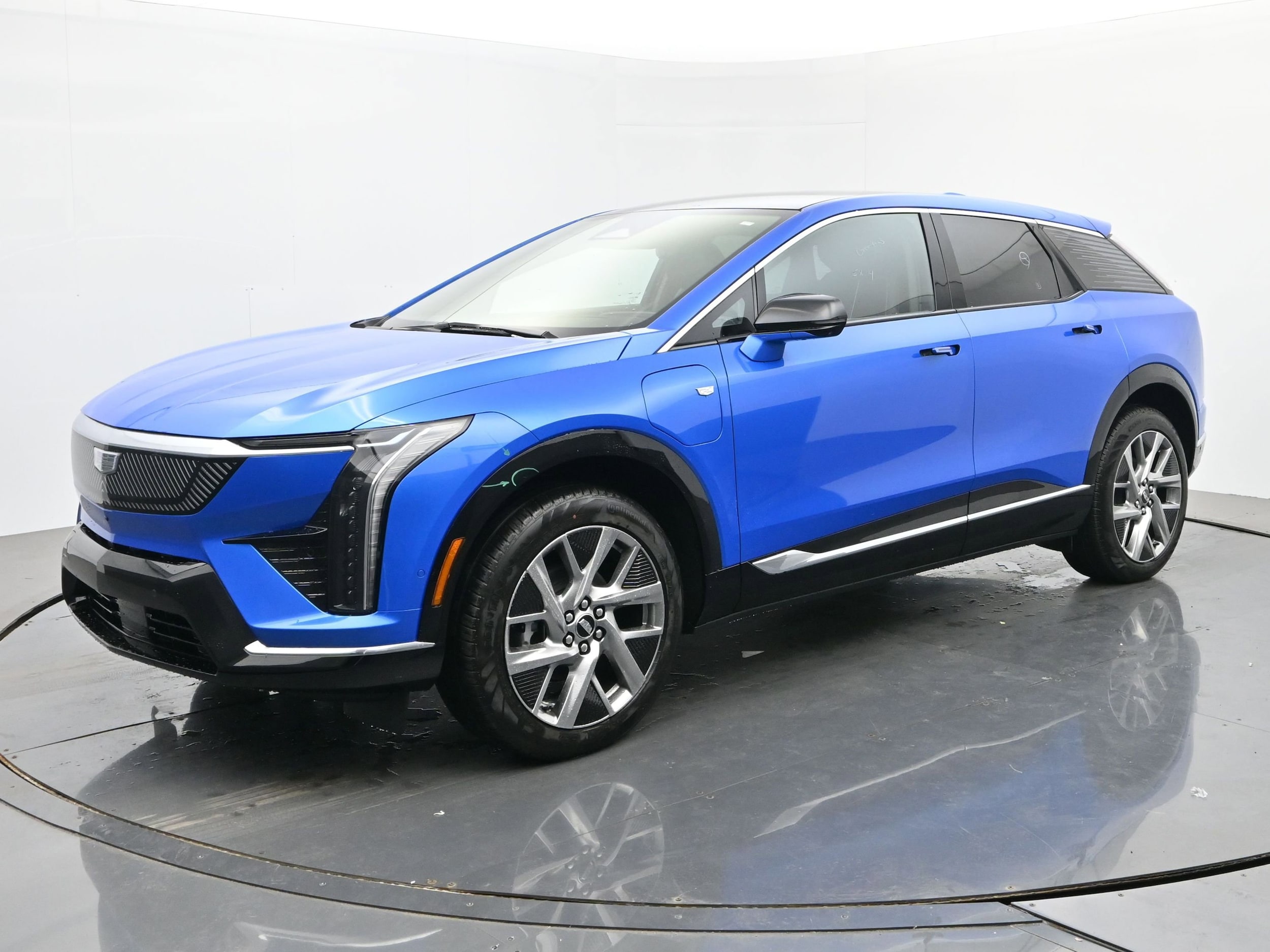 2026 Cadillac Optiq Premium Luxury AWD's photo