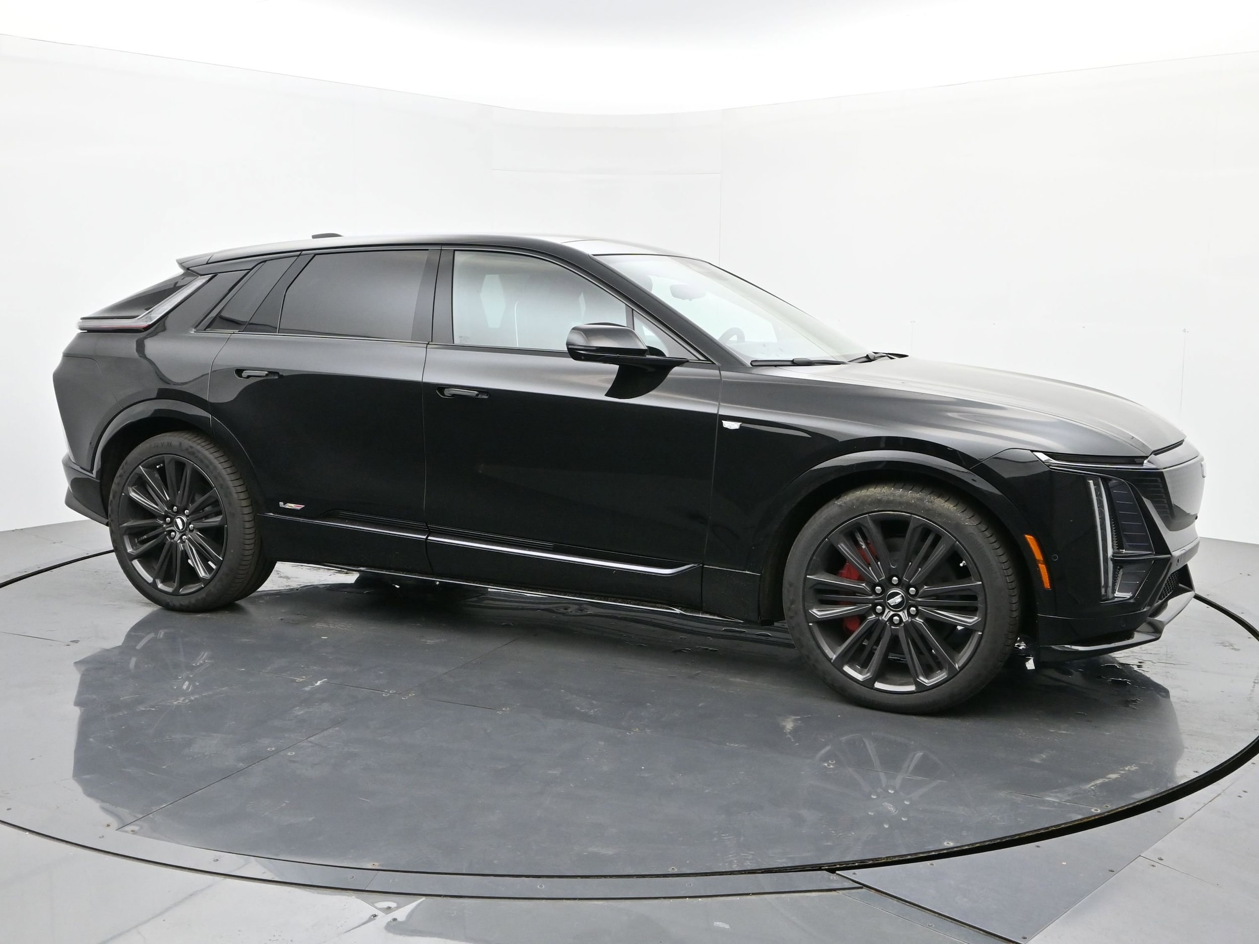2026 Cadillac LYRIQ V Premium - Photo 7