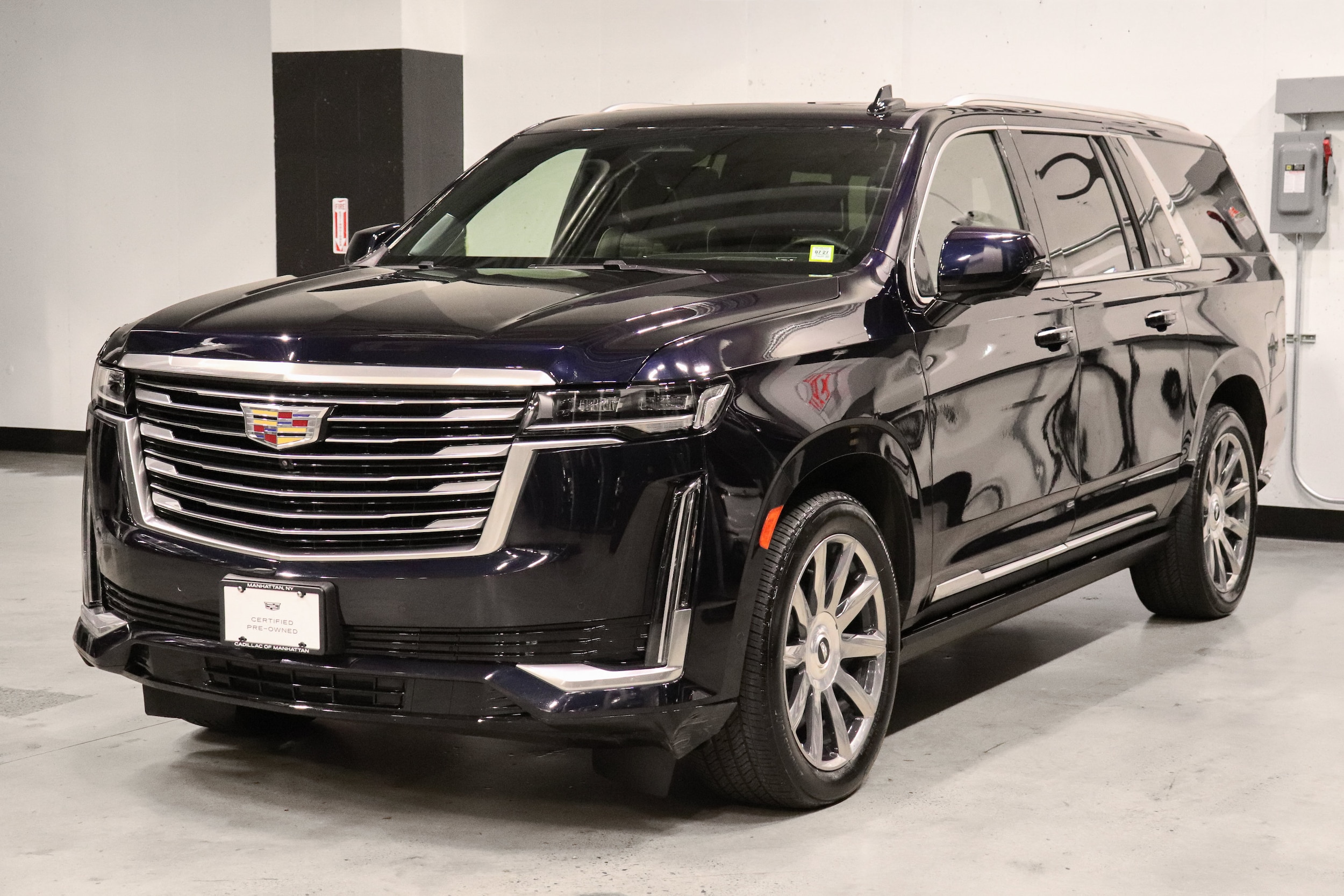 2023 Cadillac Escalade ESV