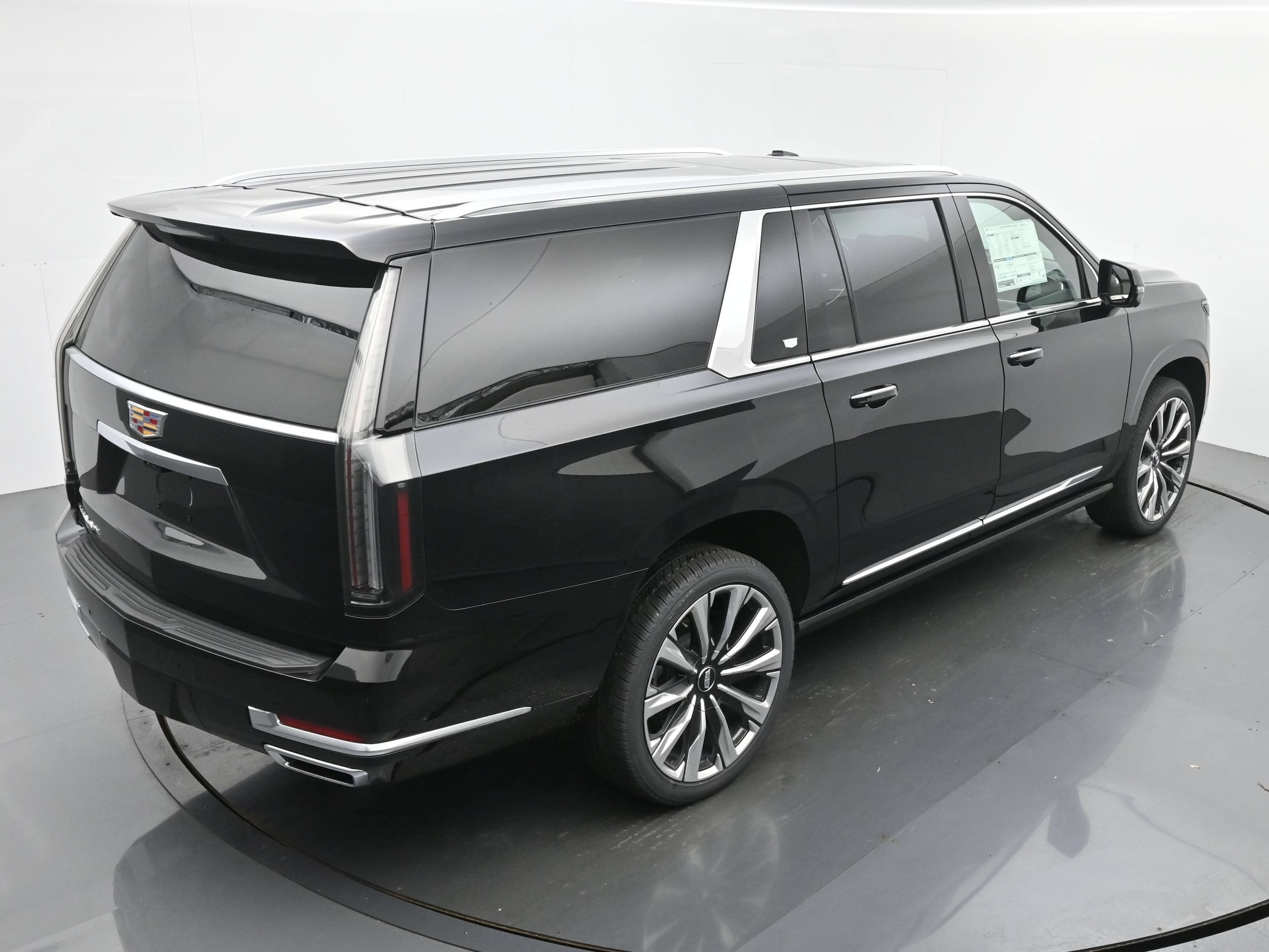 2027 Cadillac Escalade ESV Luxury - Photo 27