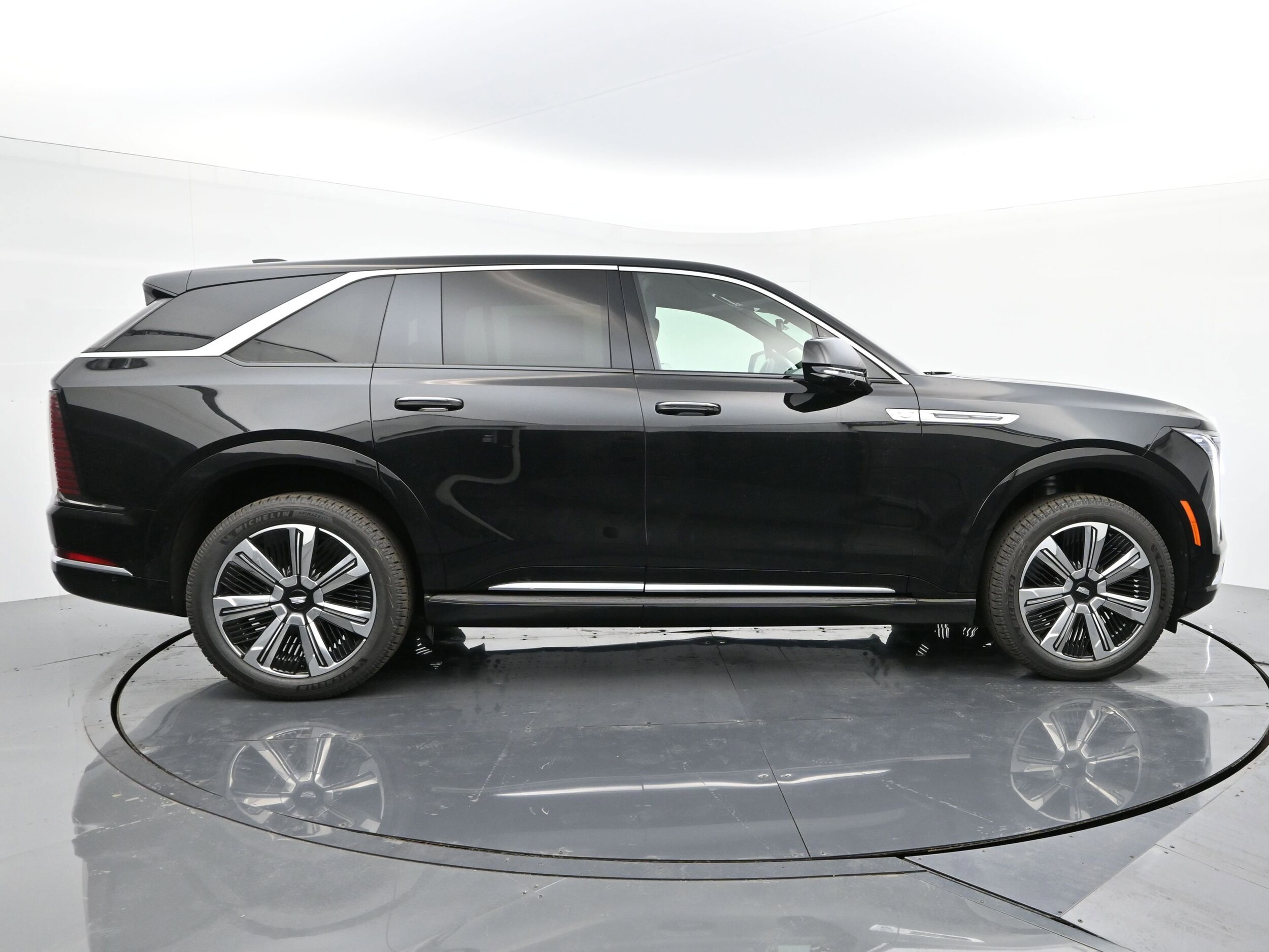 2025 Cadillac Escalade IQ Luxury 2 - Photo 6