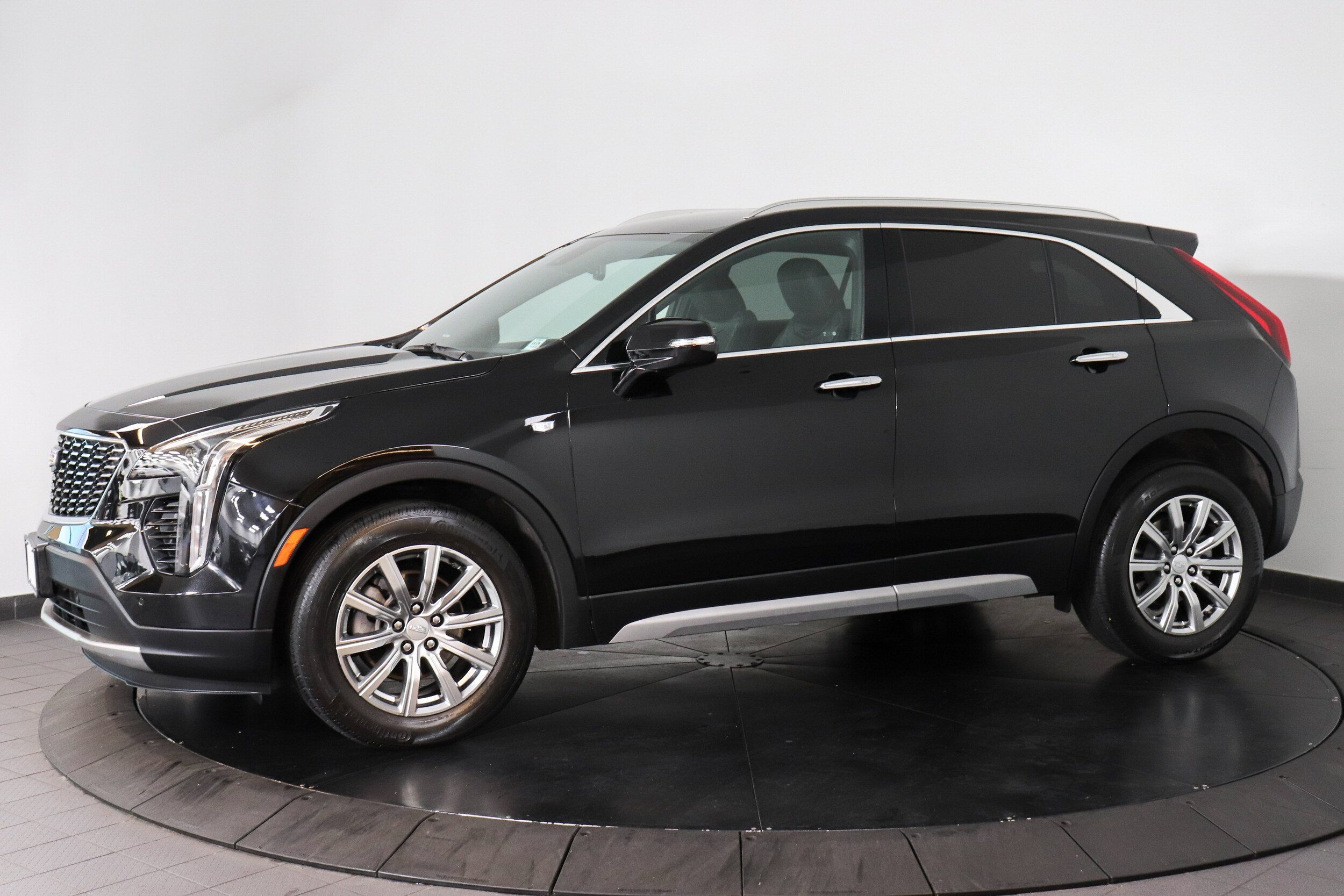 2023 Cadillac XT4 2