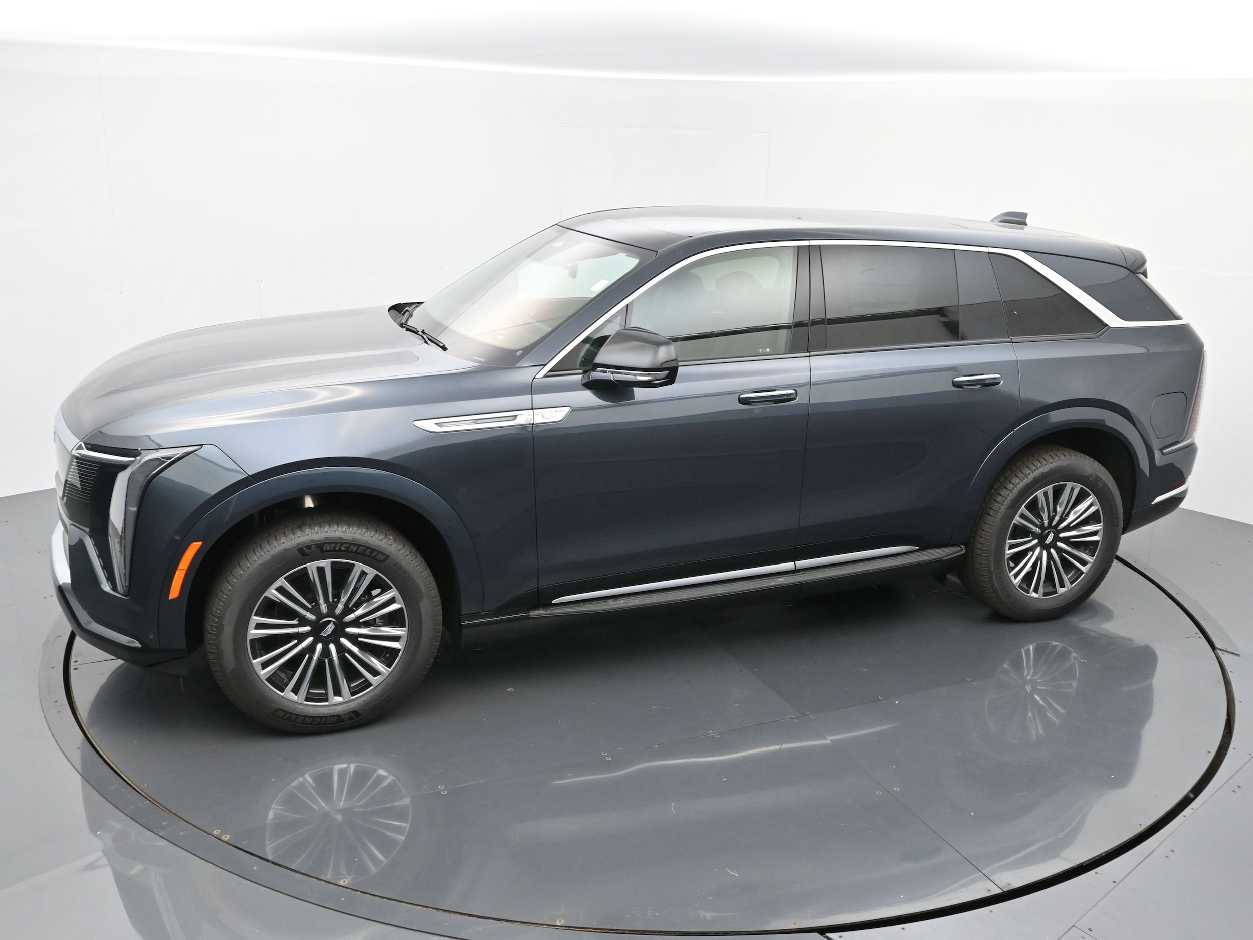 2026 Cadillac Escalade IQ Luxury - Photo 24