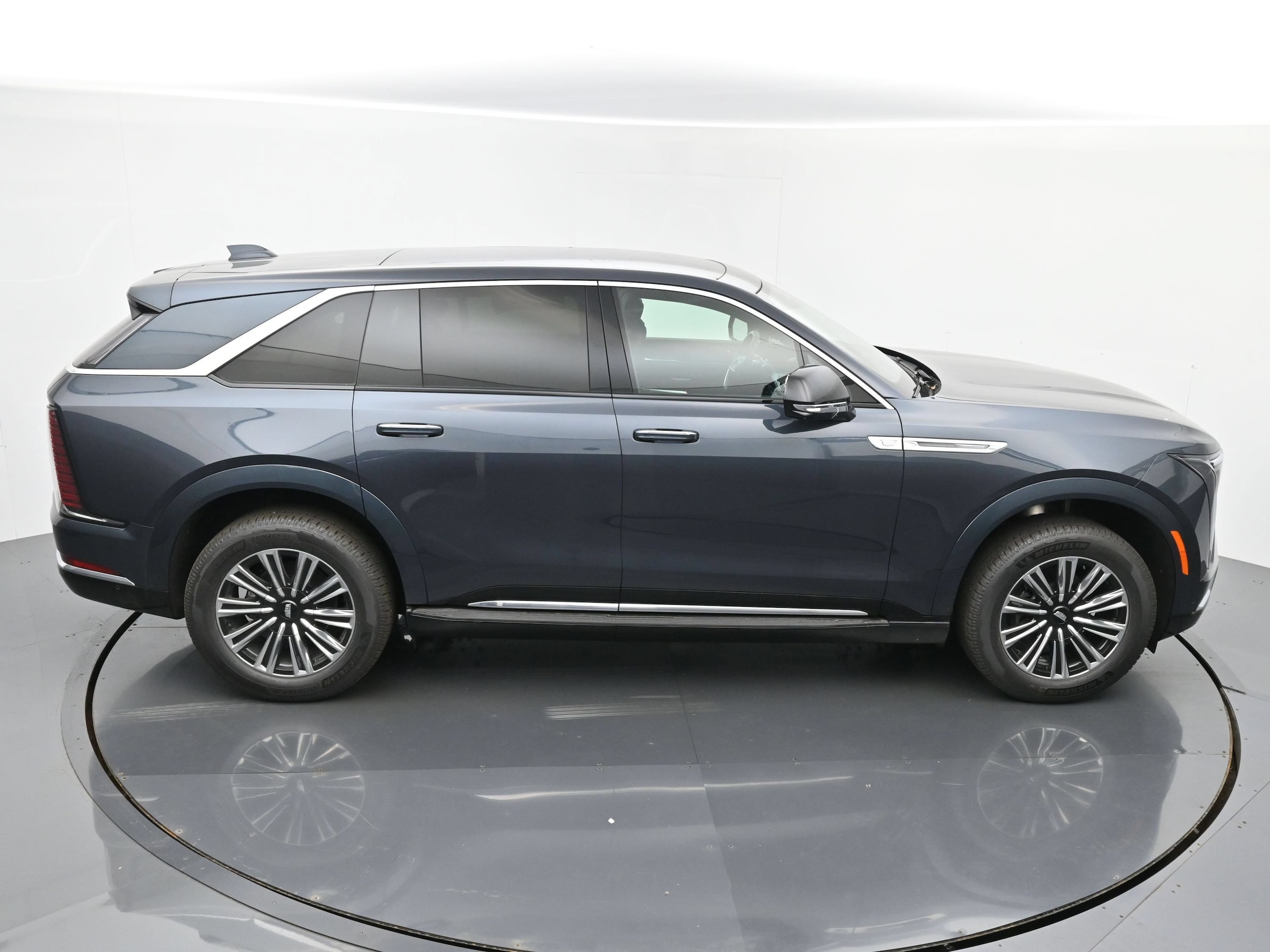 2026 Cadillac Escalade IQ Luxury - Photo 28