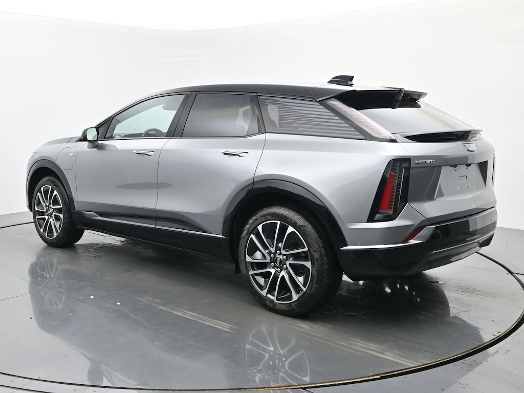 New 2026 CADILLAC OPTIQ Sport SUV