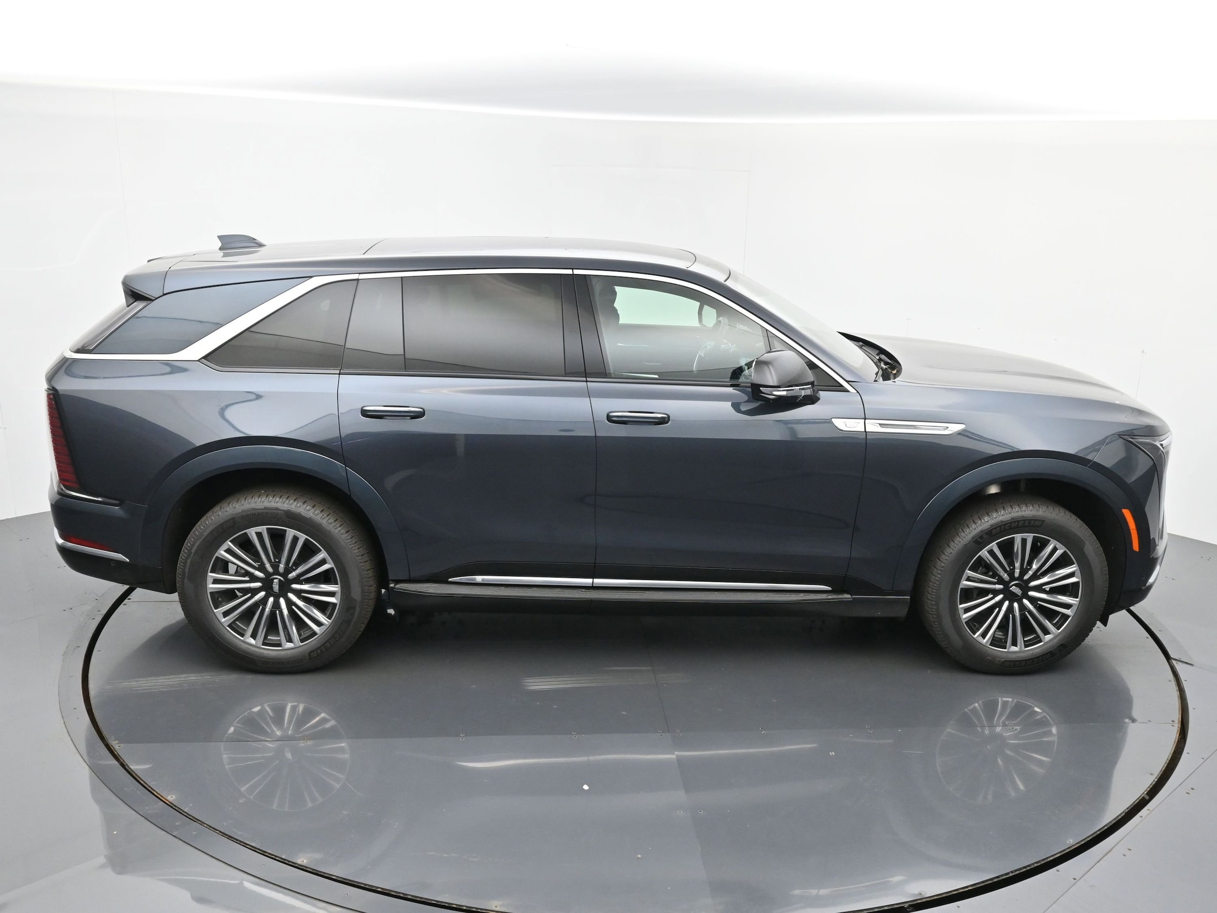 2026 Cadillac Escalade IQ Luxury - Photo 28