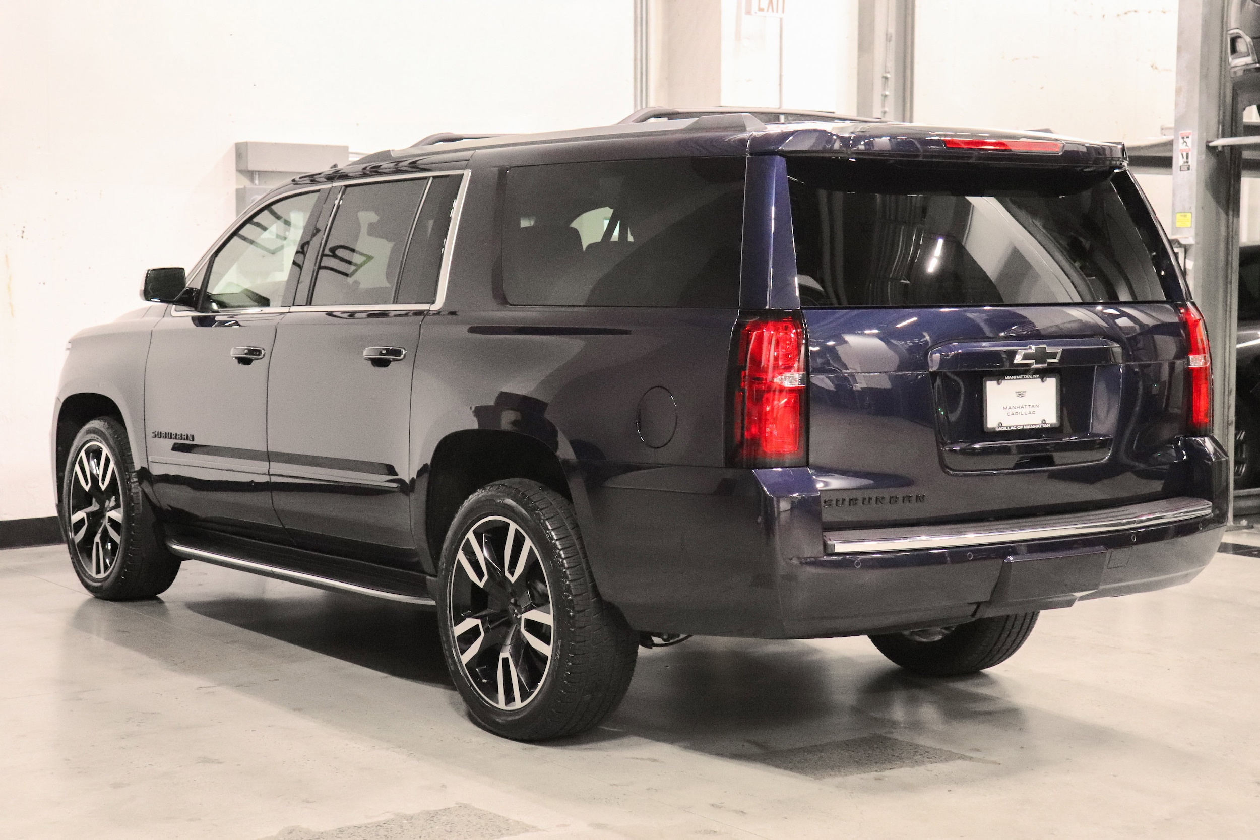 2020 Chevrolet Suburban 3
