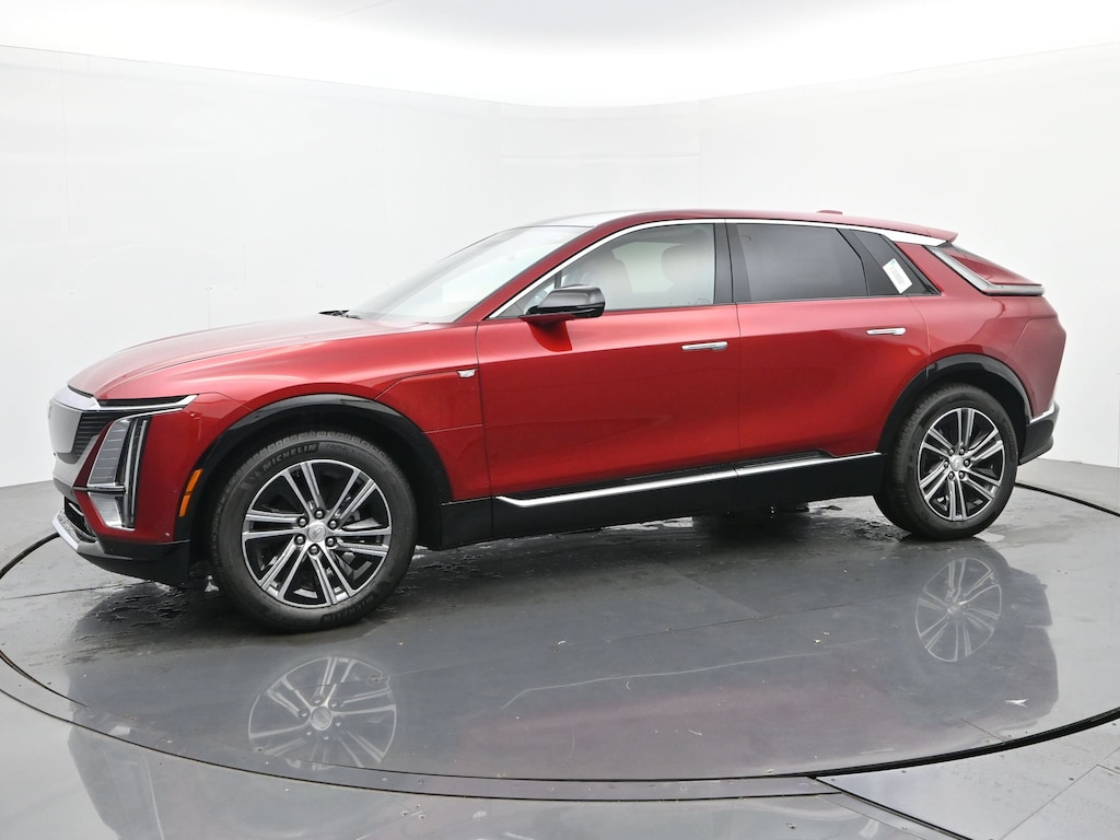 New 2026 CADILLAC LYRIQ Luxury SUV