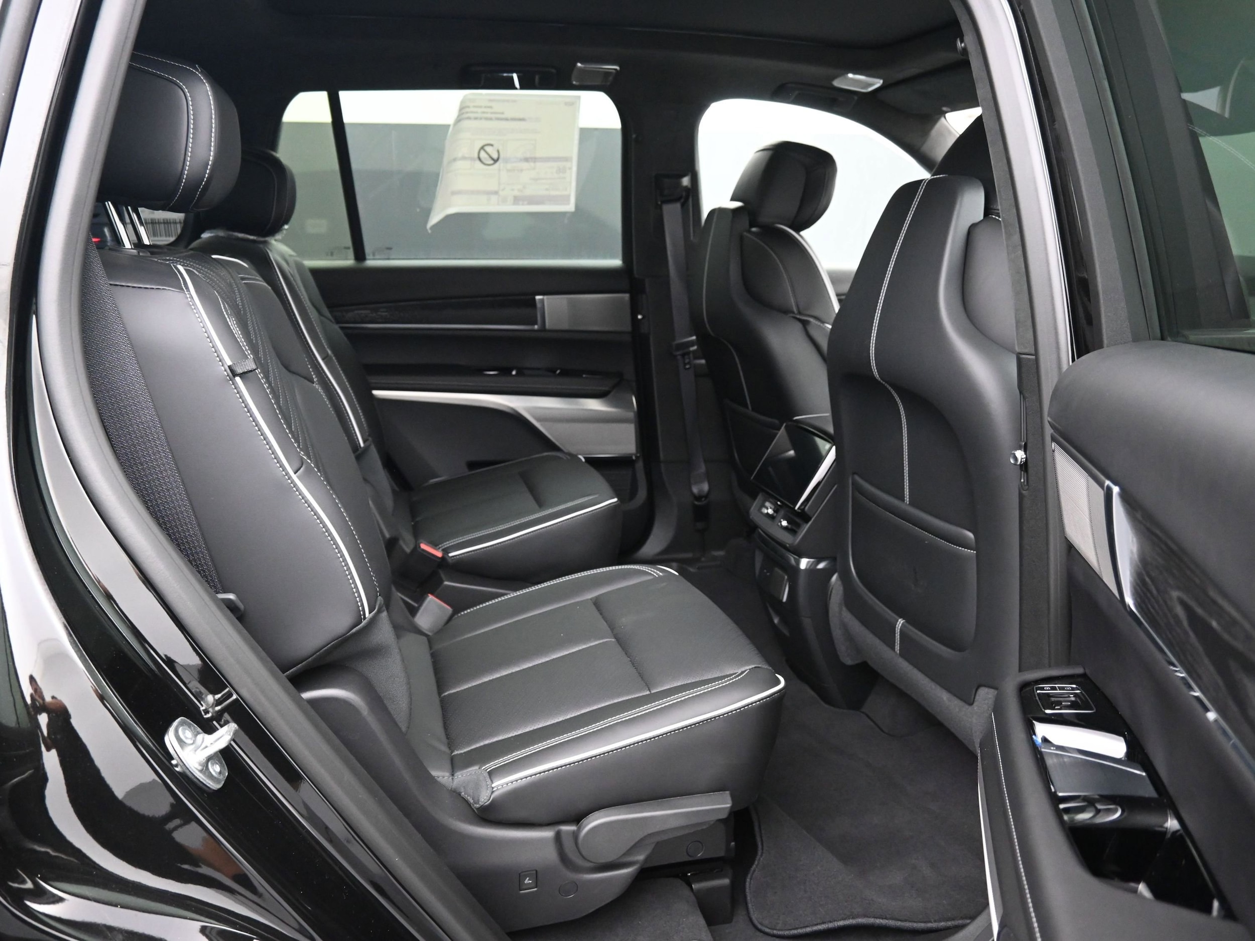 2026 Cadillac VISTIQ Platinum Sport - Photo 12