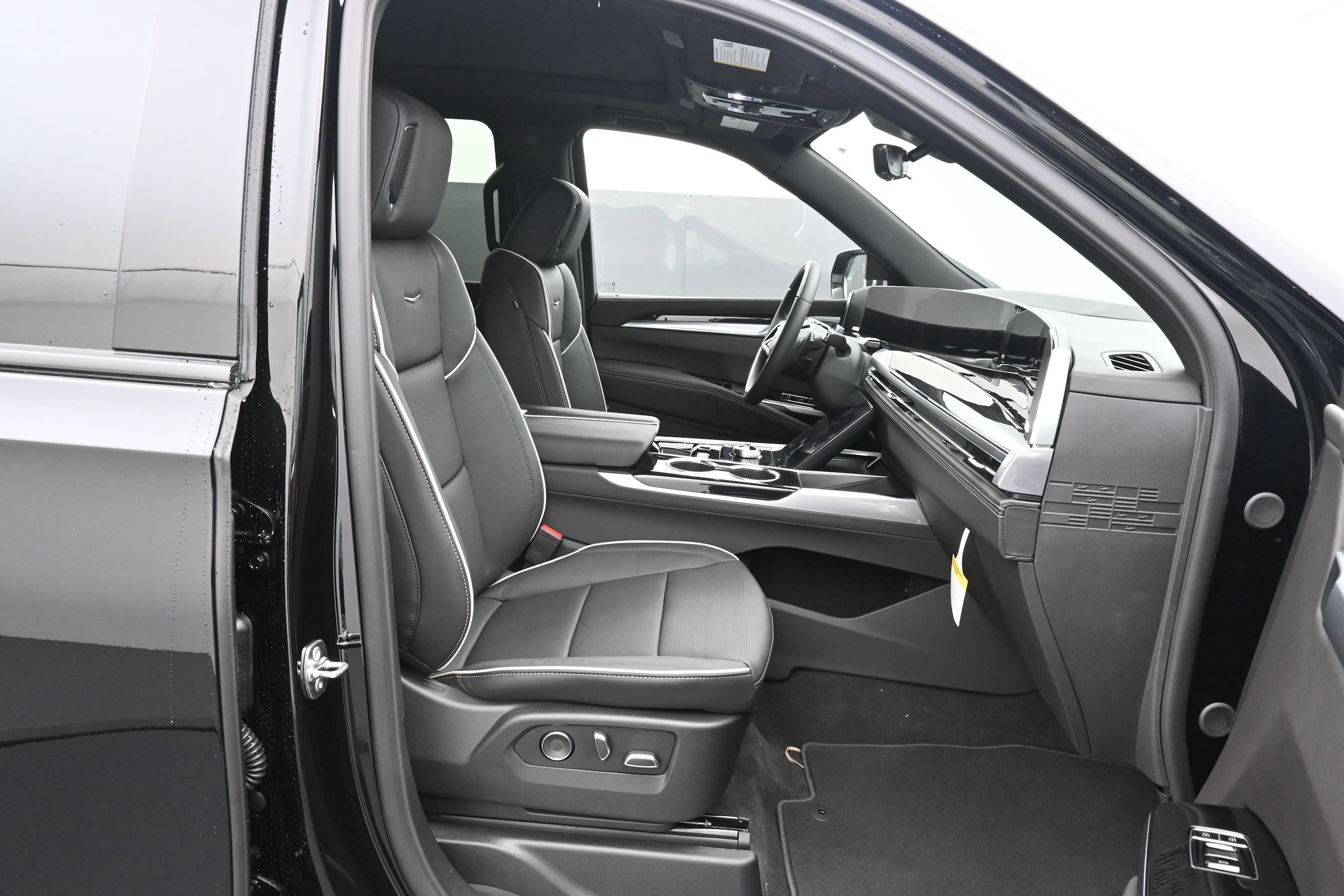 2026 Cadillac Escalade ESV Sport - Photo 13