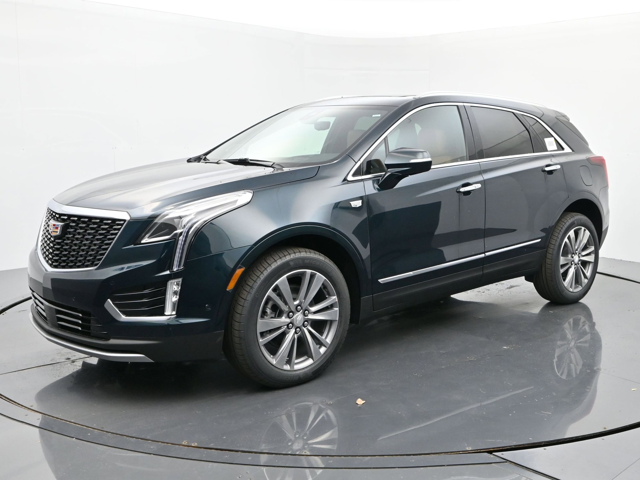 2026 Cadillac XT5 Premium Luxury's photo