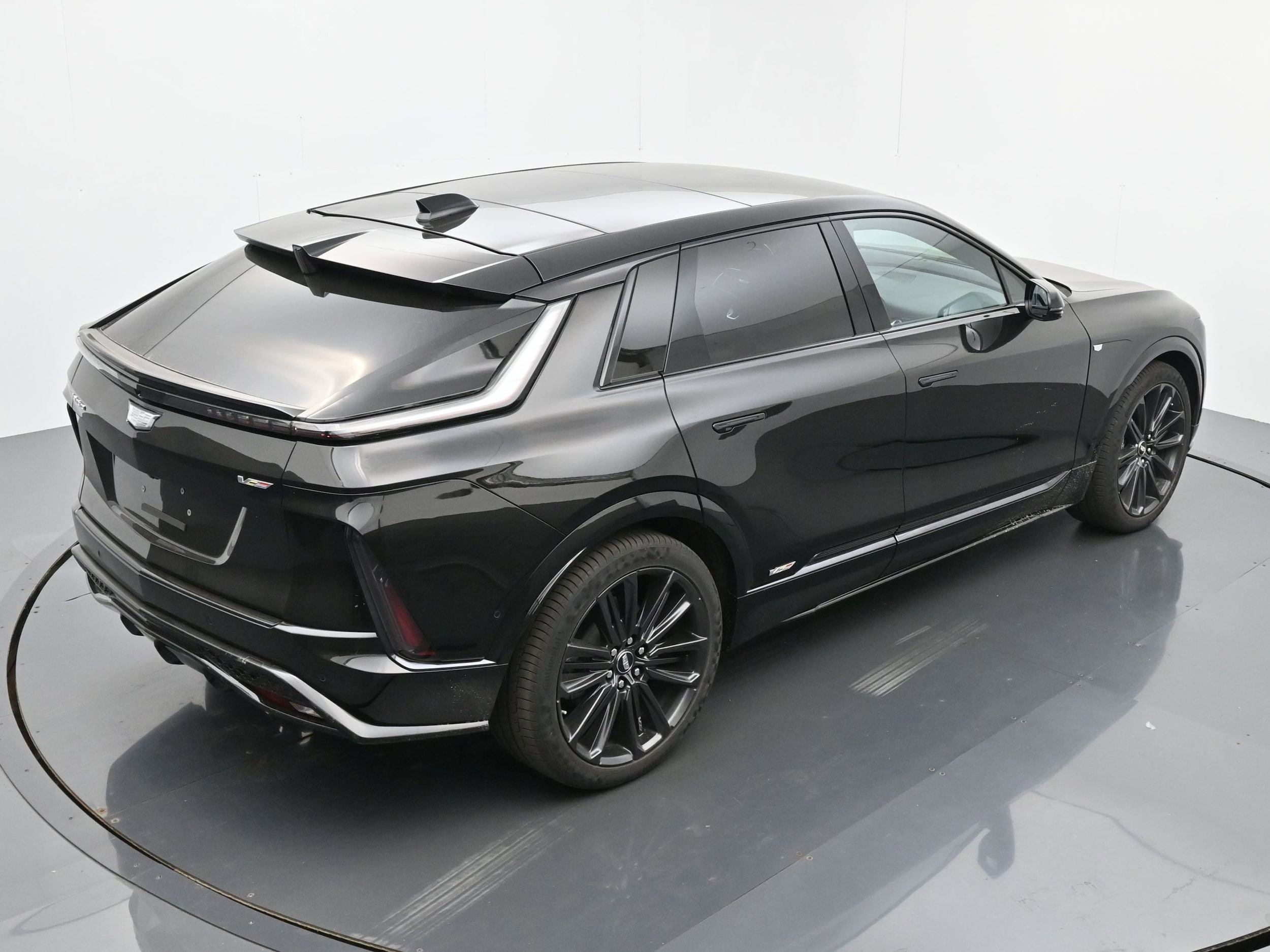 2026 Cadillac LYRIQ V Premium - Photo 27