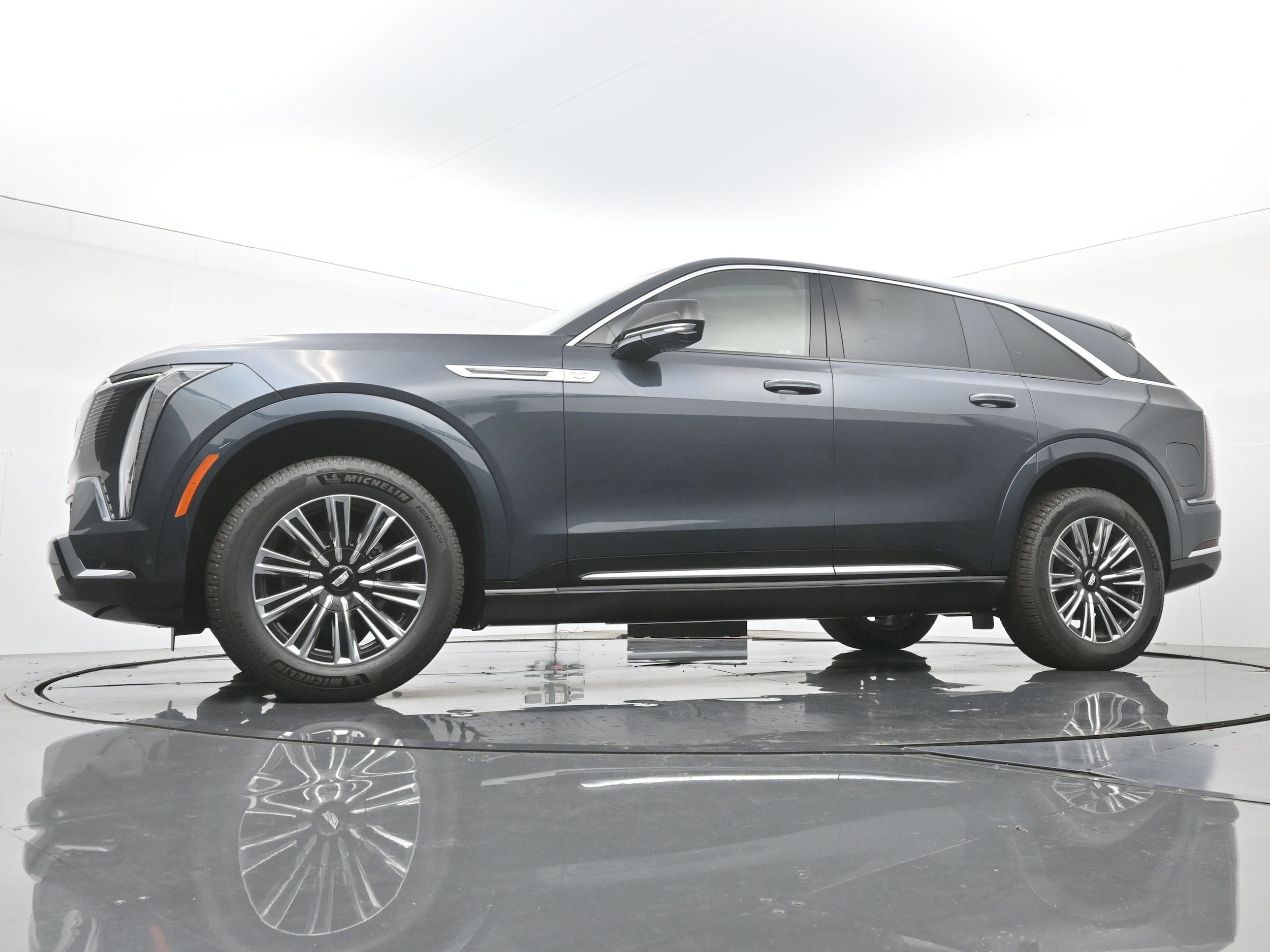 2026 Cadillac Escalade IQ Luxury - Photo 16