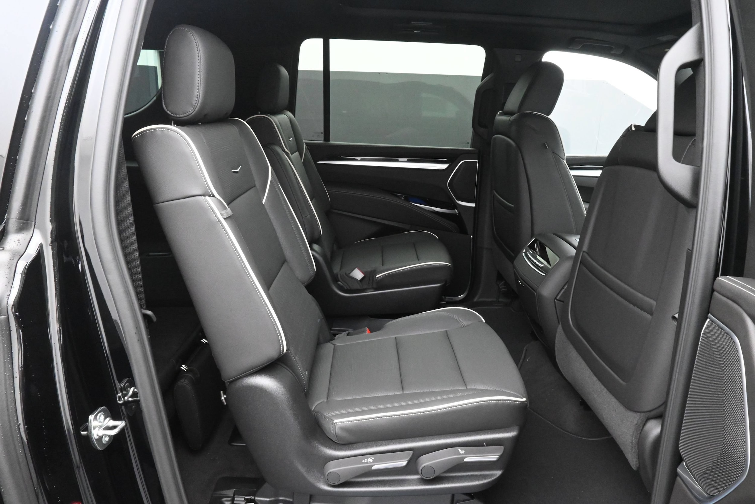 2026 Cadillac Escalade ESV Sport - Photo 12