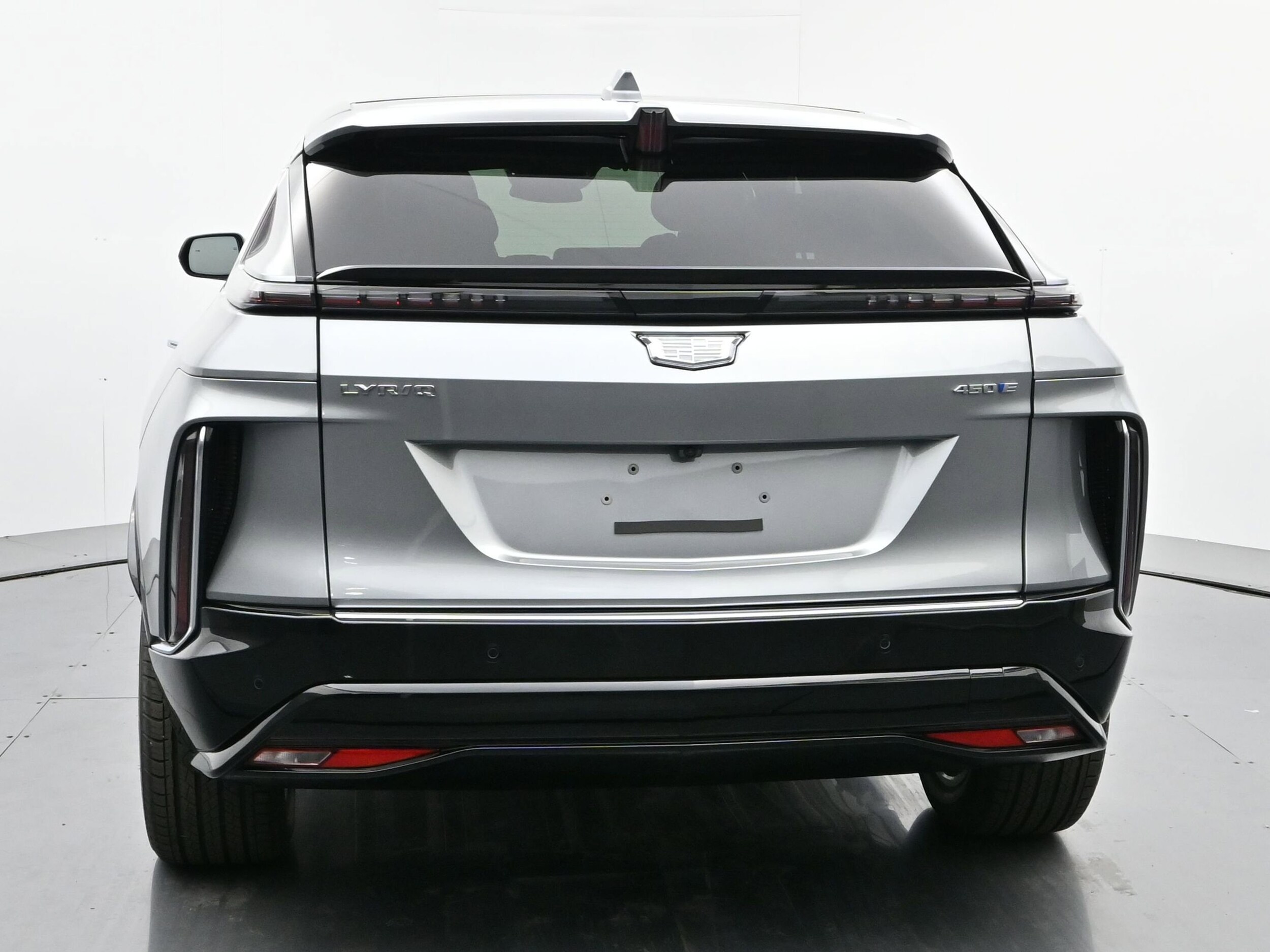 2025 Cadillac Lyriq Luxury photo 4
