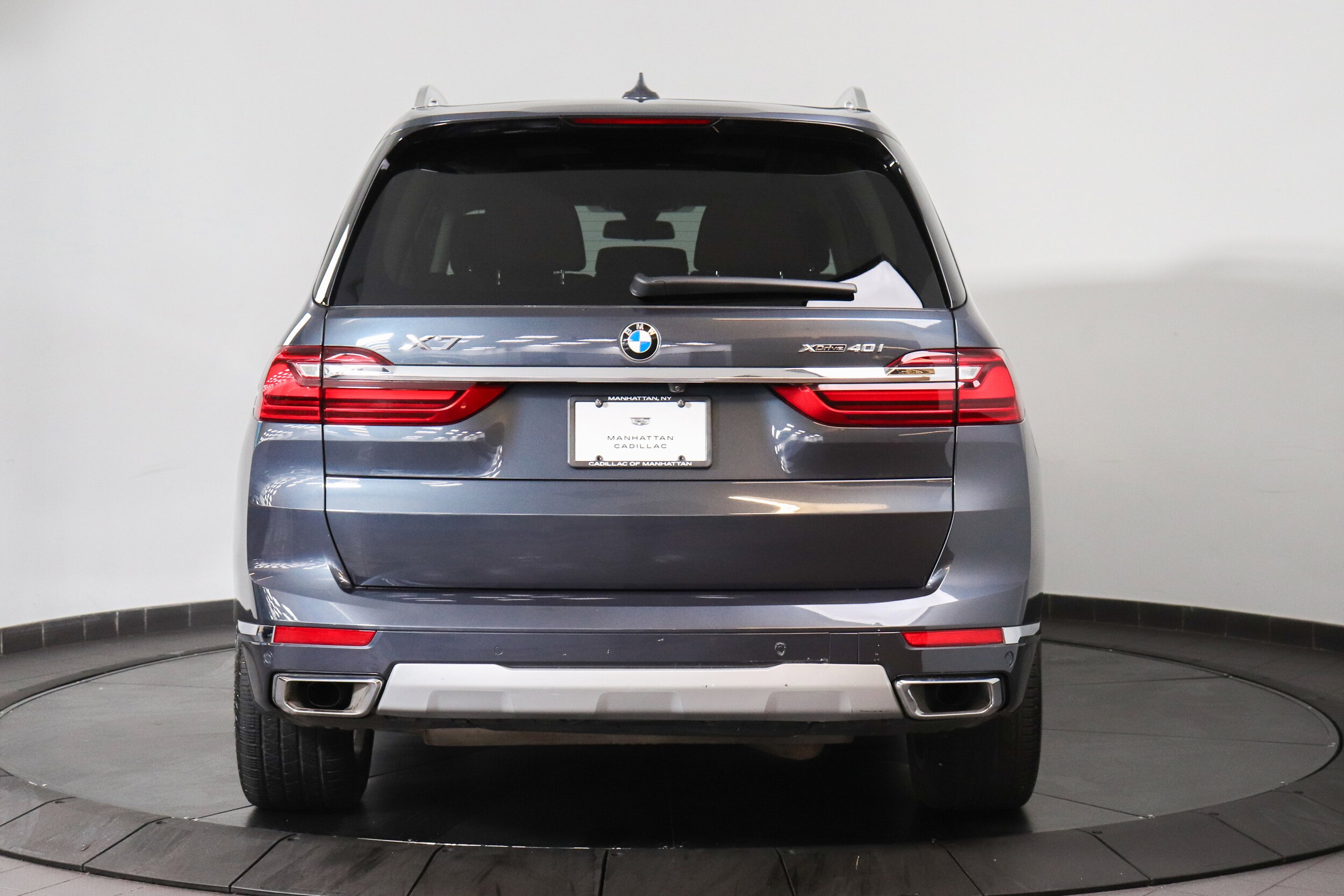 2022 BMW X7 5