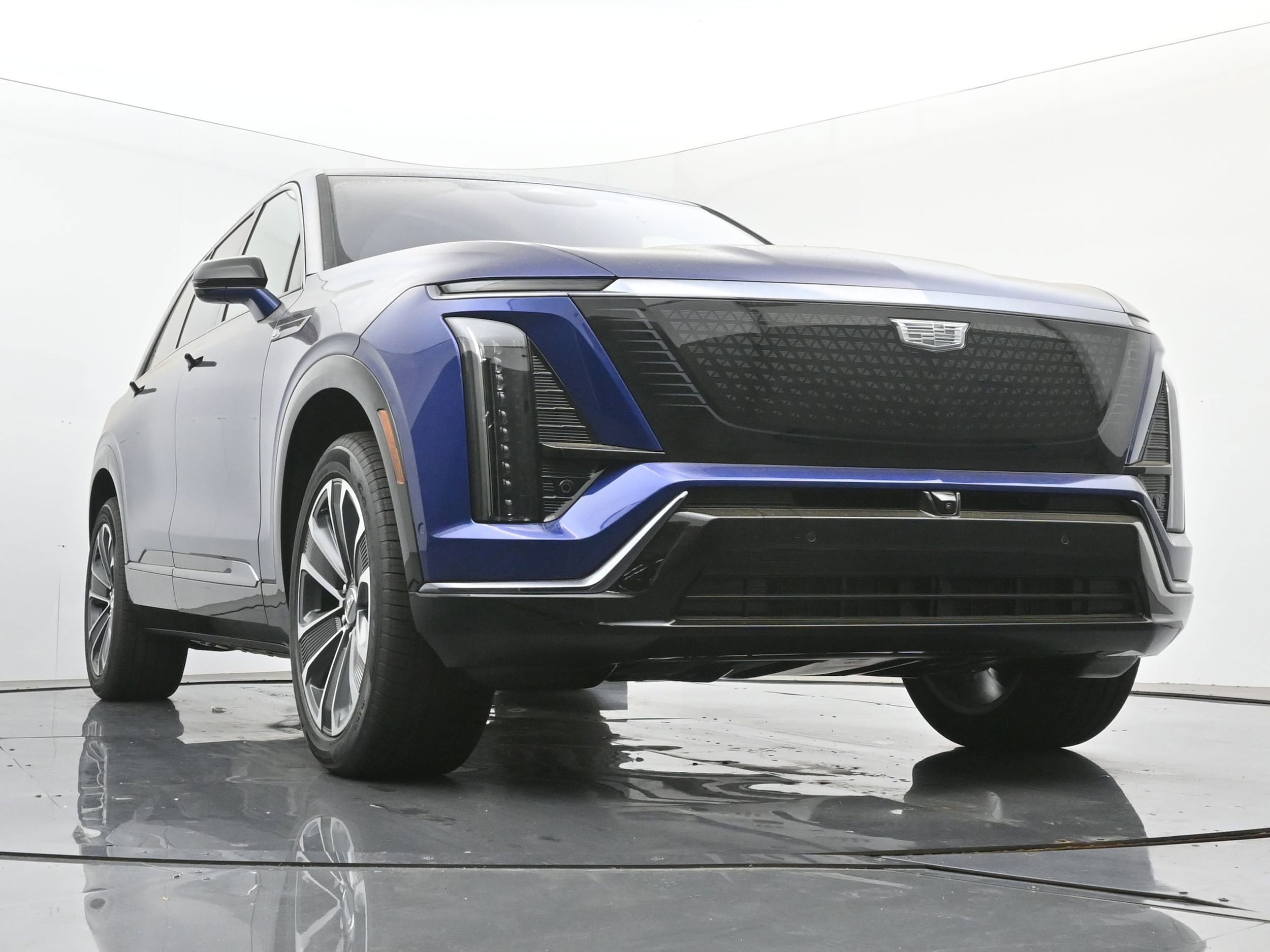 2026 Cadillac VISTIQ Sport - Photo 22