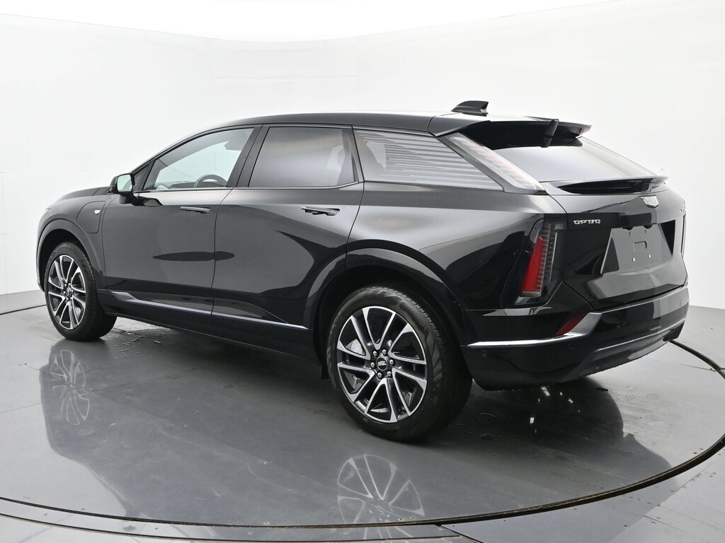 New 2026 CADILLAC OPTIQ Sport SUV