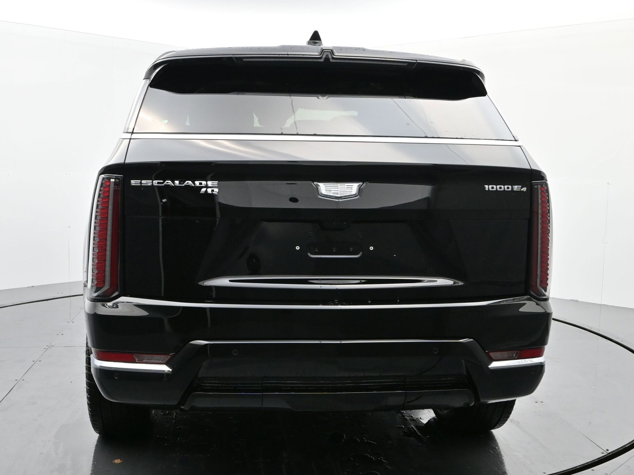 2025 Cadillac Escalade IQ Luxury photo 4
