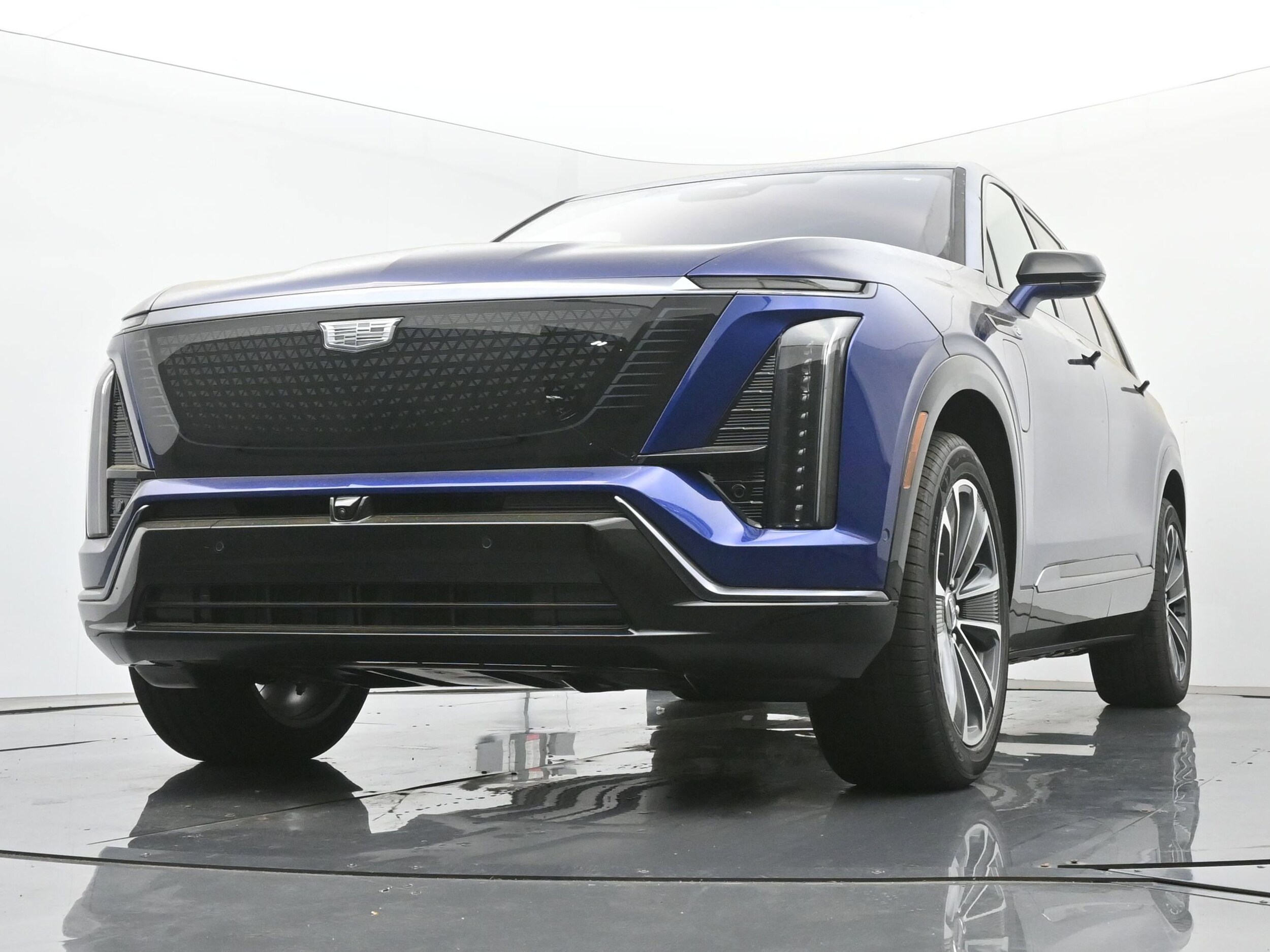 2026 Cadillac VISTIQ Sport - Photo 15