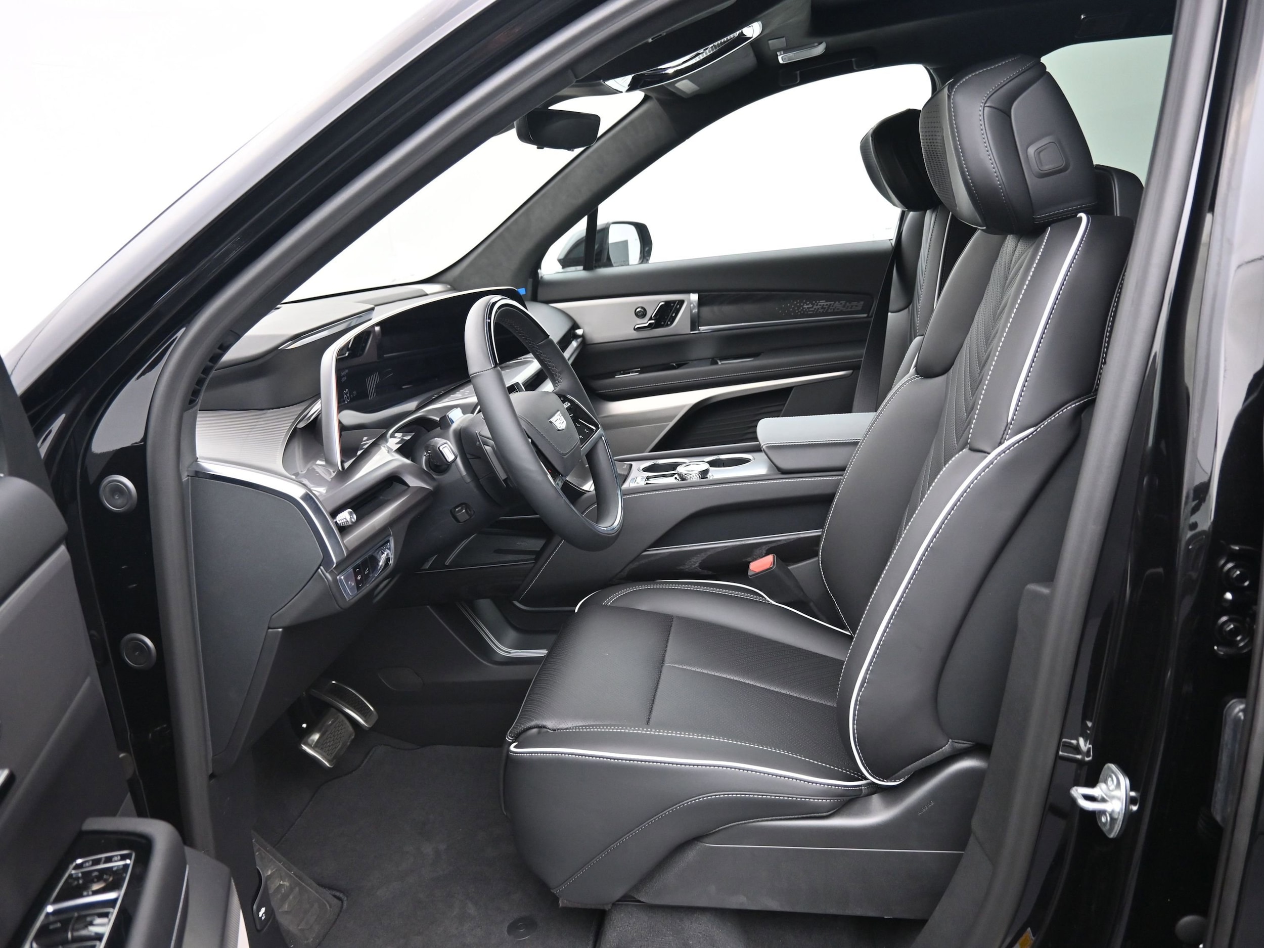 2026 Cadillac VISTIQ Platinum Sport - Photo 11
