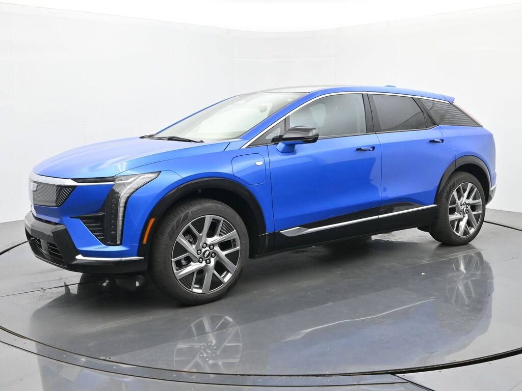 New 2026 CADILLAC OPTIQ Luxury SUV