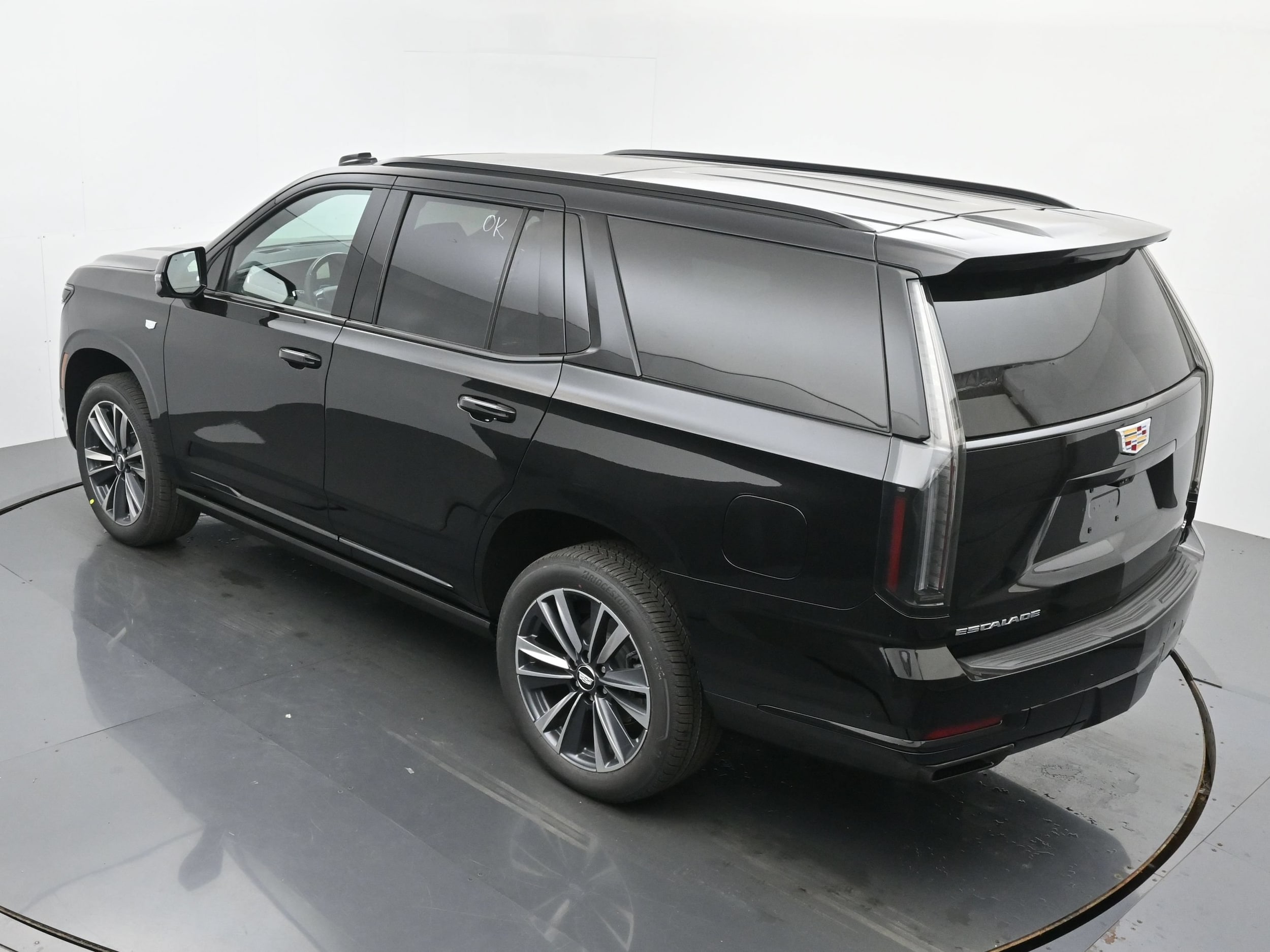 2026 Cadillac Escalade Sport - Photo 25