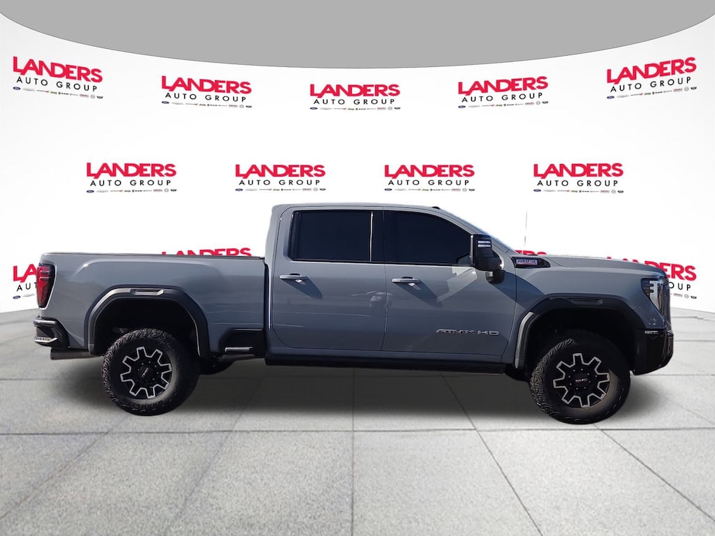 Used 2025 GMC Sierra 2500HD AT4X 4WD Crew Cab 159 AT4X