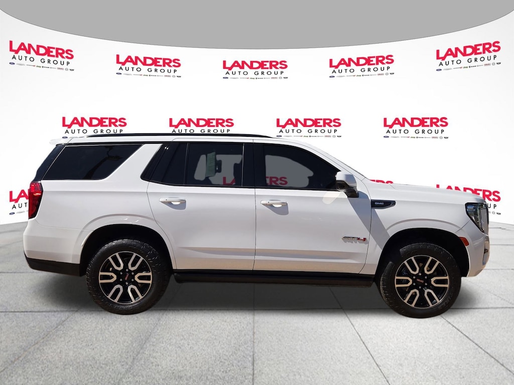 Used 2021 GMC Yukon AT4 4WD  AT4