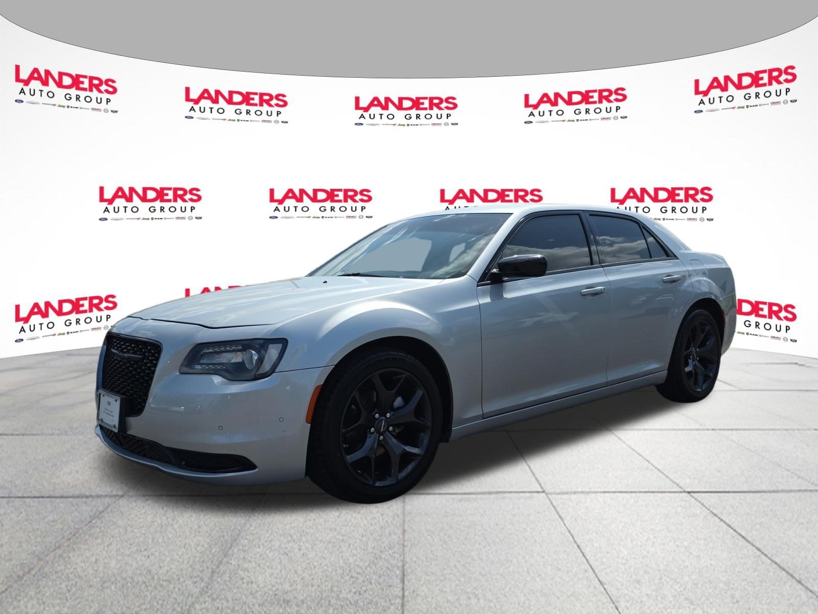 2023 Chrysler 300