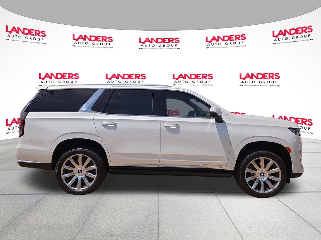 Used 2023 Cadillac Escalade 4WD Premium Luxury Platinum 4WD Premium Luxury Platinum
