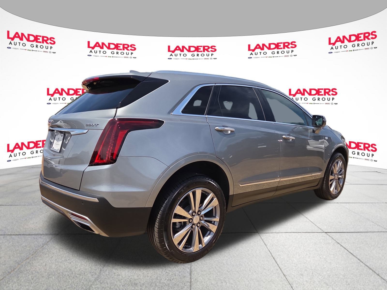 2024 Cadillac XT5 Premium Luxury photo 3