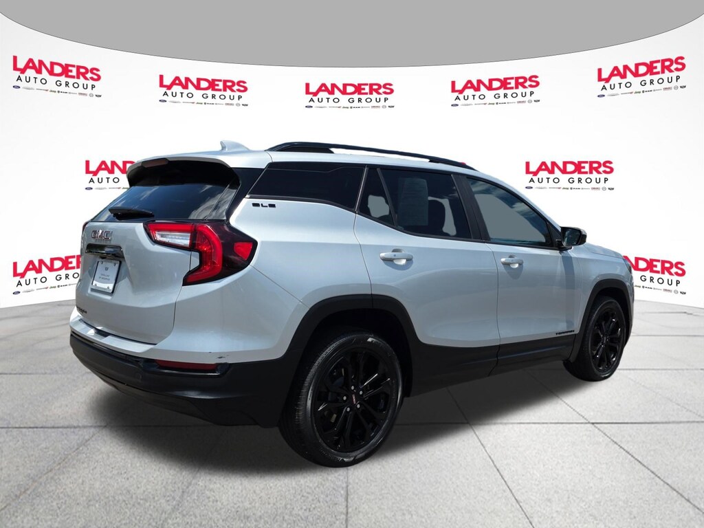 Used 2022 GMC Terrain SLE FWD SLE