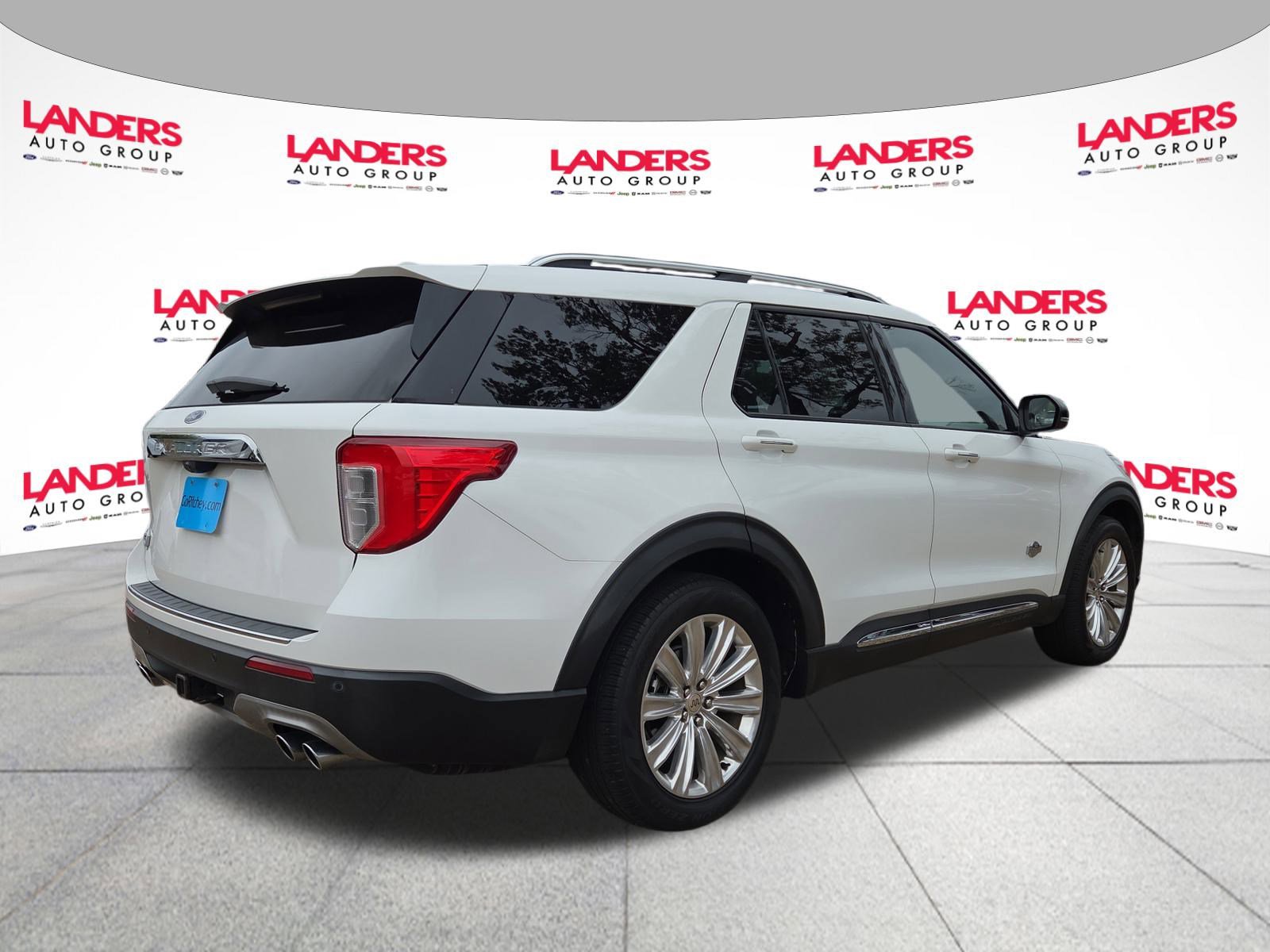 2021 Ford Explorer King Ranch photo 2